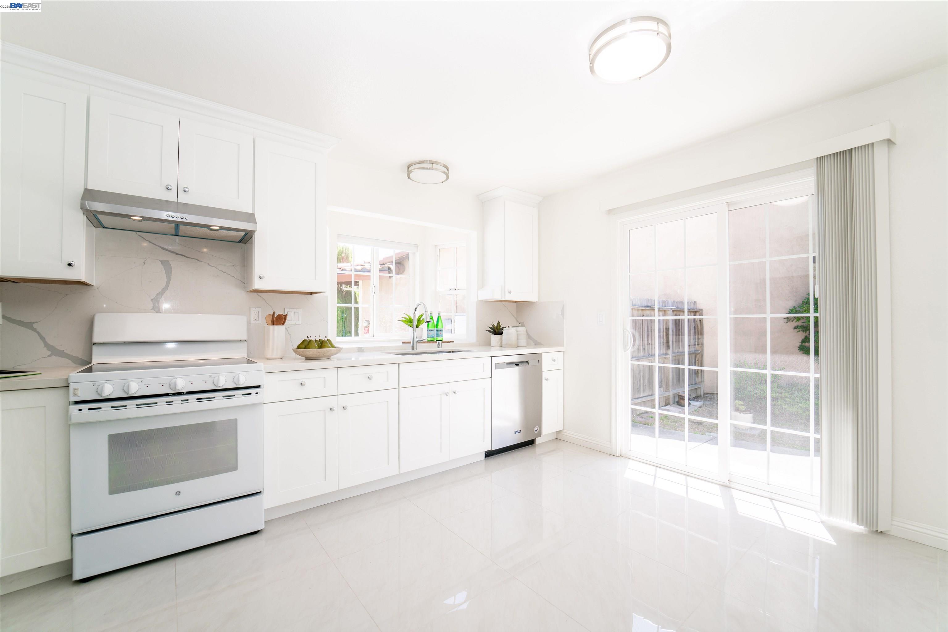 4167 Sunflower Ct, Union City CA 94587 — photo 15