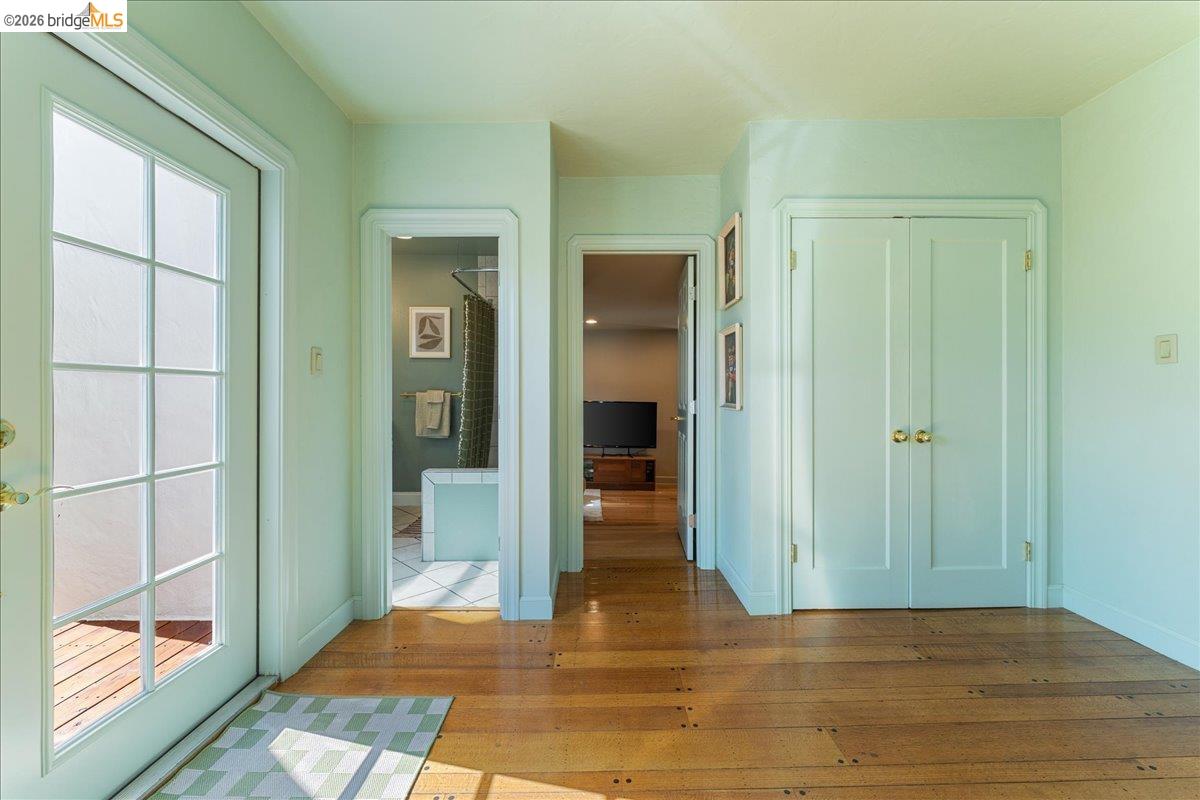 5327 Brann St, Oakland CA 94619 — photo 14