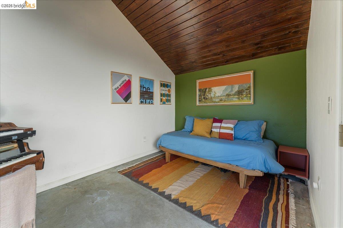 5327 Brann St, Oakland CA 94619 — photo 32