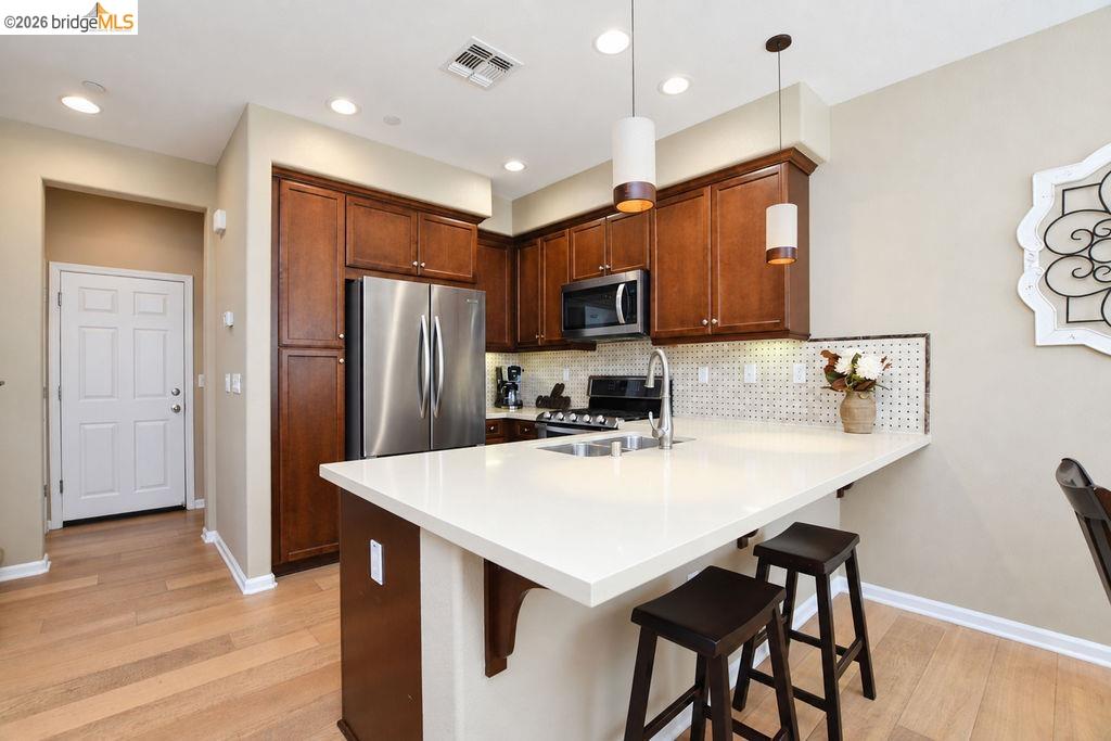 806 Queen Palm Ln, Brentwood CA 94513 — photo 8