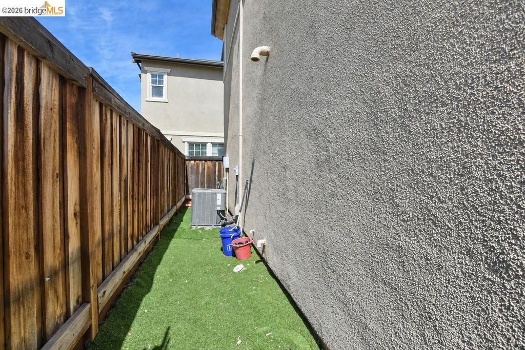 806 Queen Palm Ln, Brentwood CA 94513 — photo 33