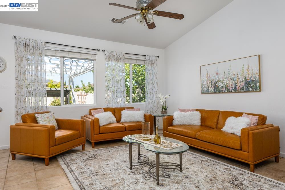 5506 Dawnview Way, Antioch CA 94531 — photo 7