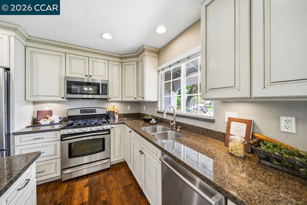 169 Venado Corte, Walnut Creek CA 94598 — photo 13