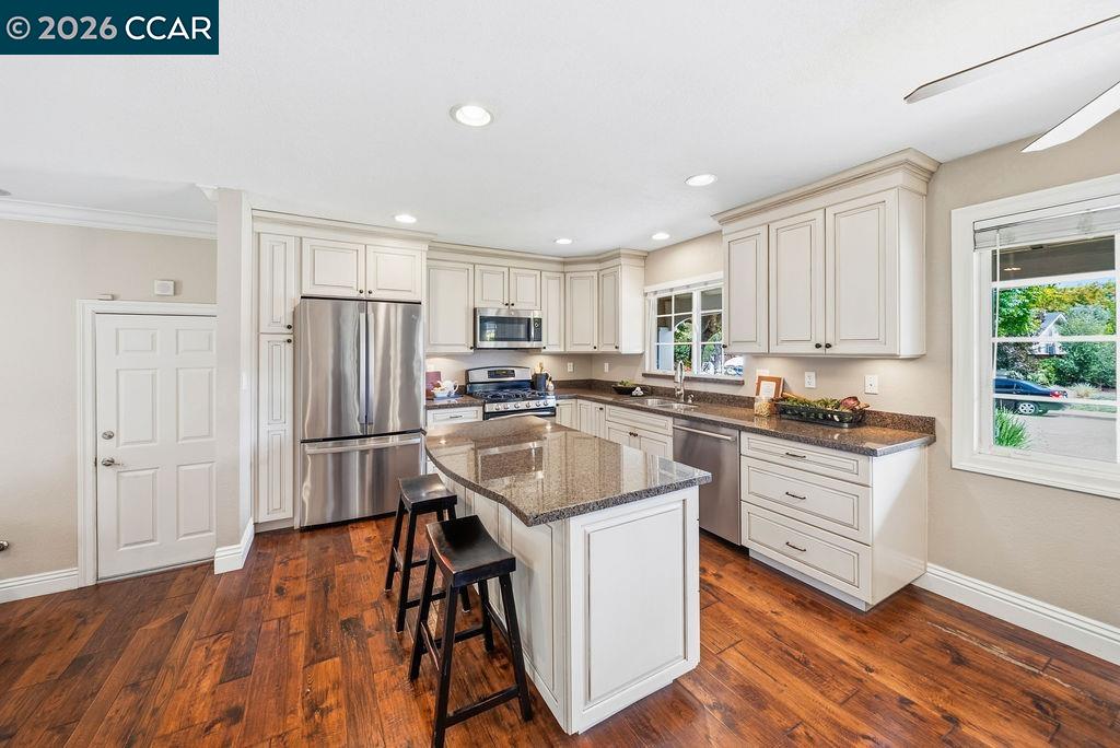 169 Venado Corte, Walnut Creek CA 94598 — photo 10