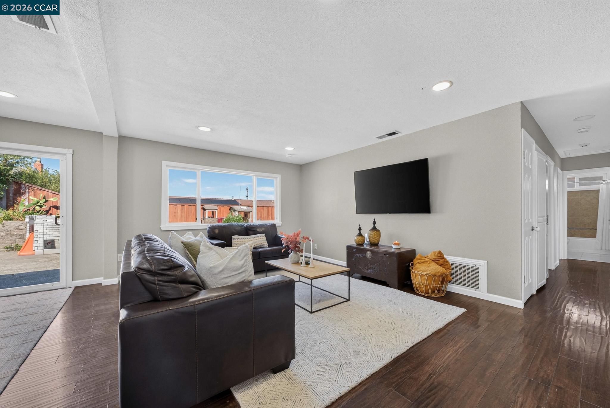 2444 Fitzpatrick St, San Pablo CA 94806 — photo 8