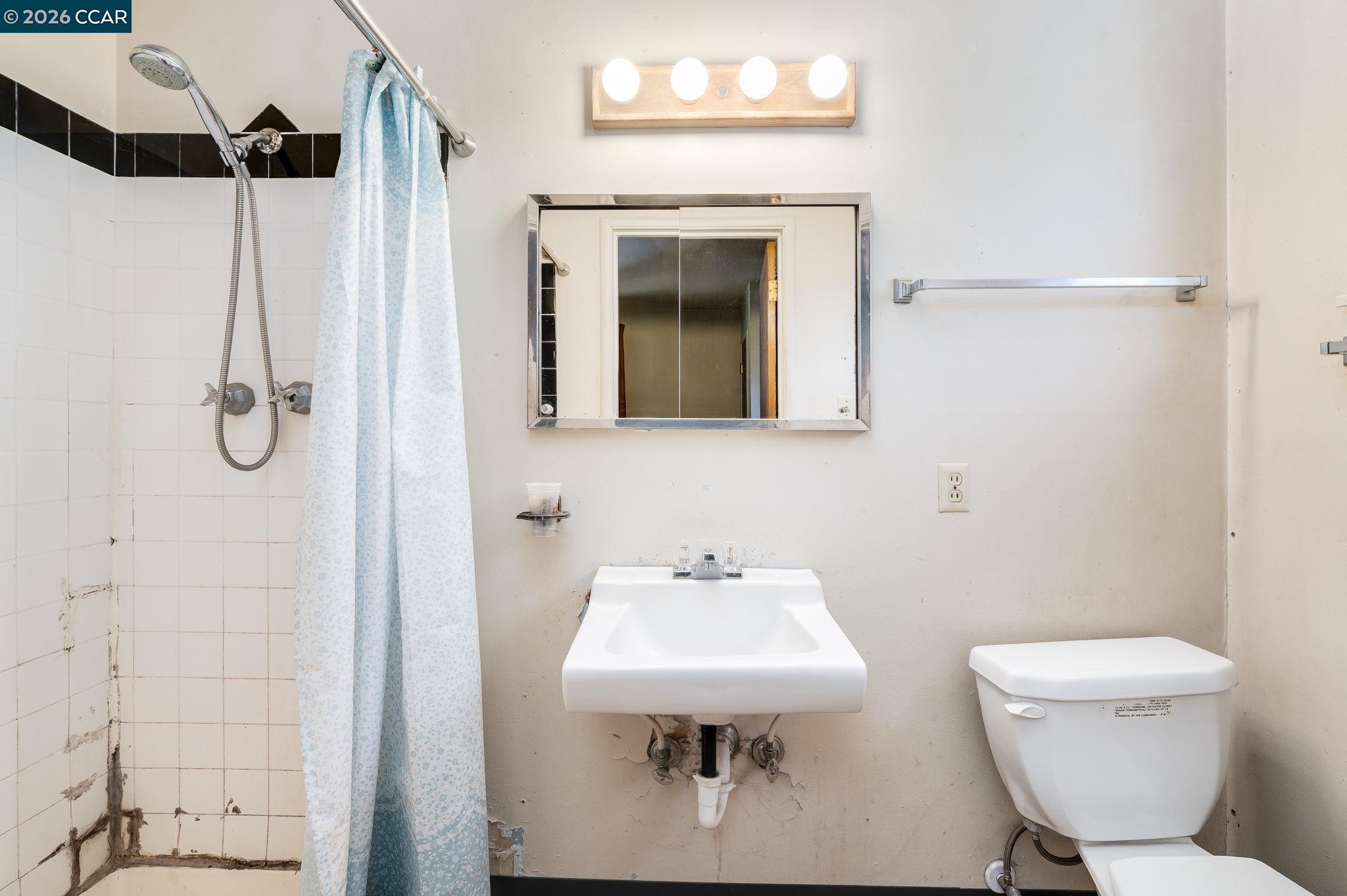 5613 Likins Ave, Martinez CA 94553 — photo 37