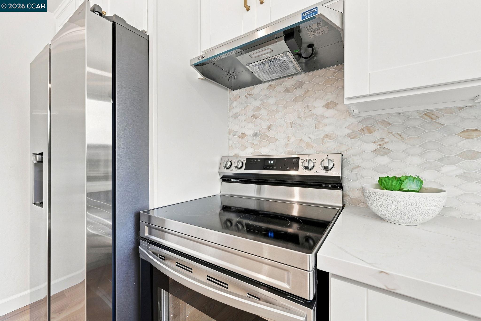 952 Marie Ave, Martinez CA 94553 — photo 9
