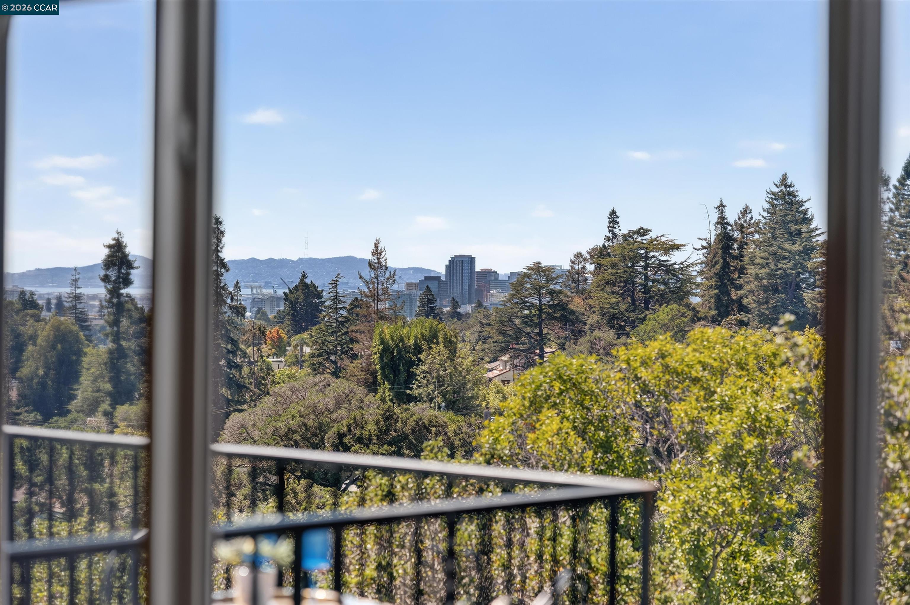 907 Glendome Cir, Oakland CA 94602 — photo 15