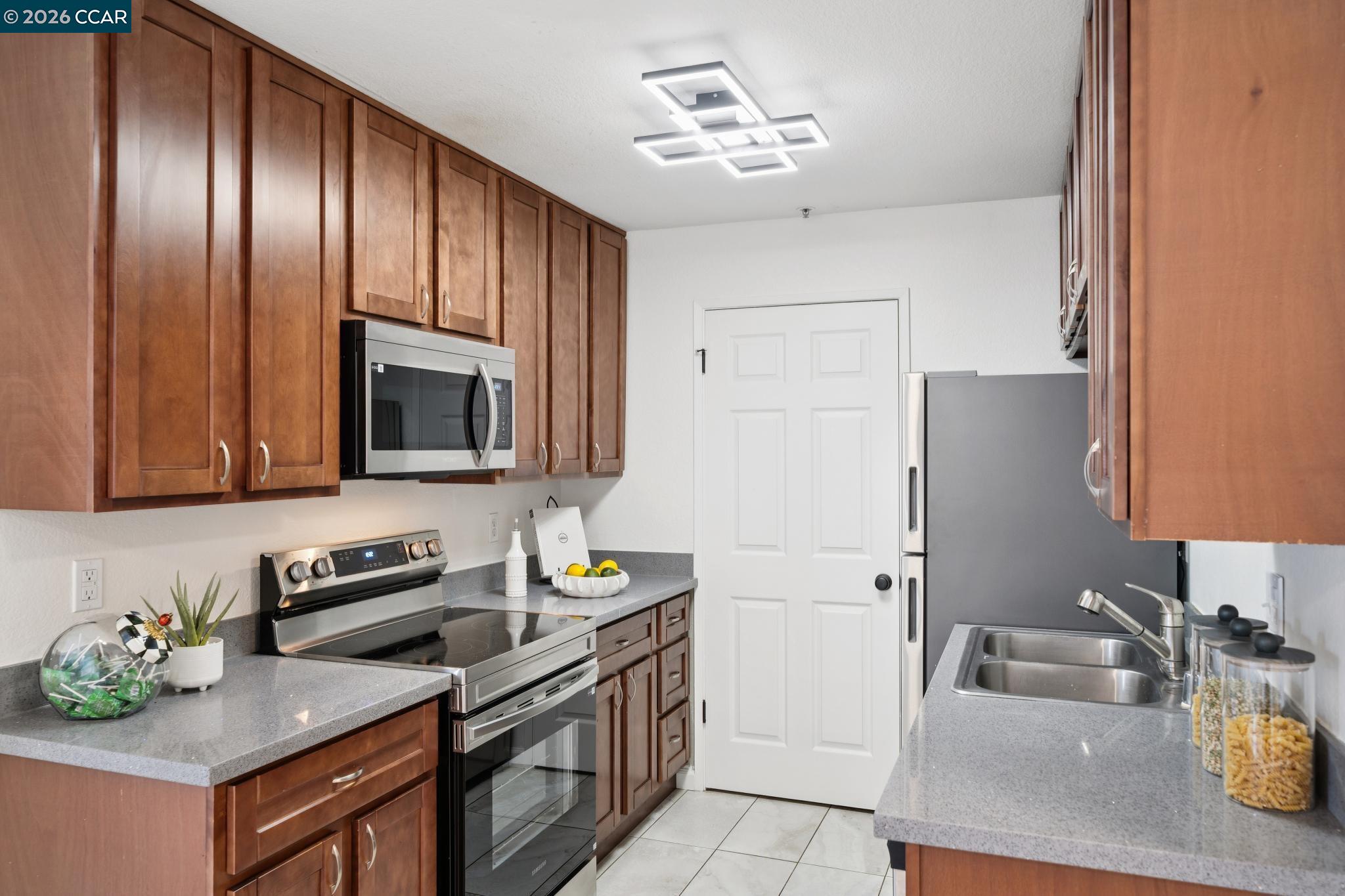 460 Bollinger Canyon Lane # 184, San Ramon CA 94583 — photo 18
