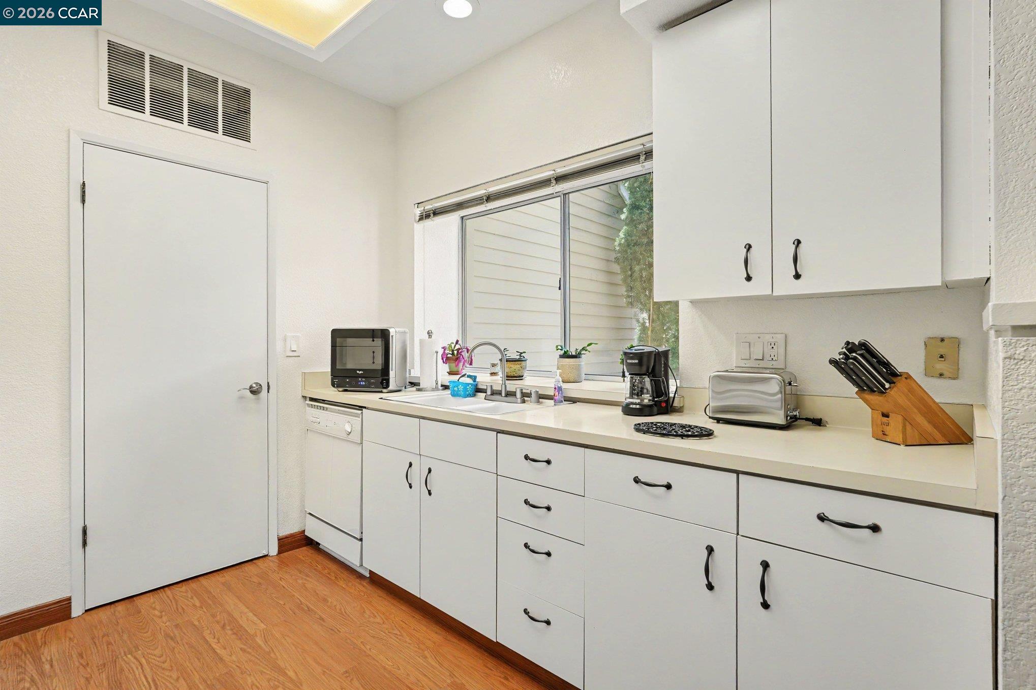 116 Whaler Cir, Hercules CA 94547 — photo 11