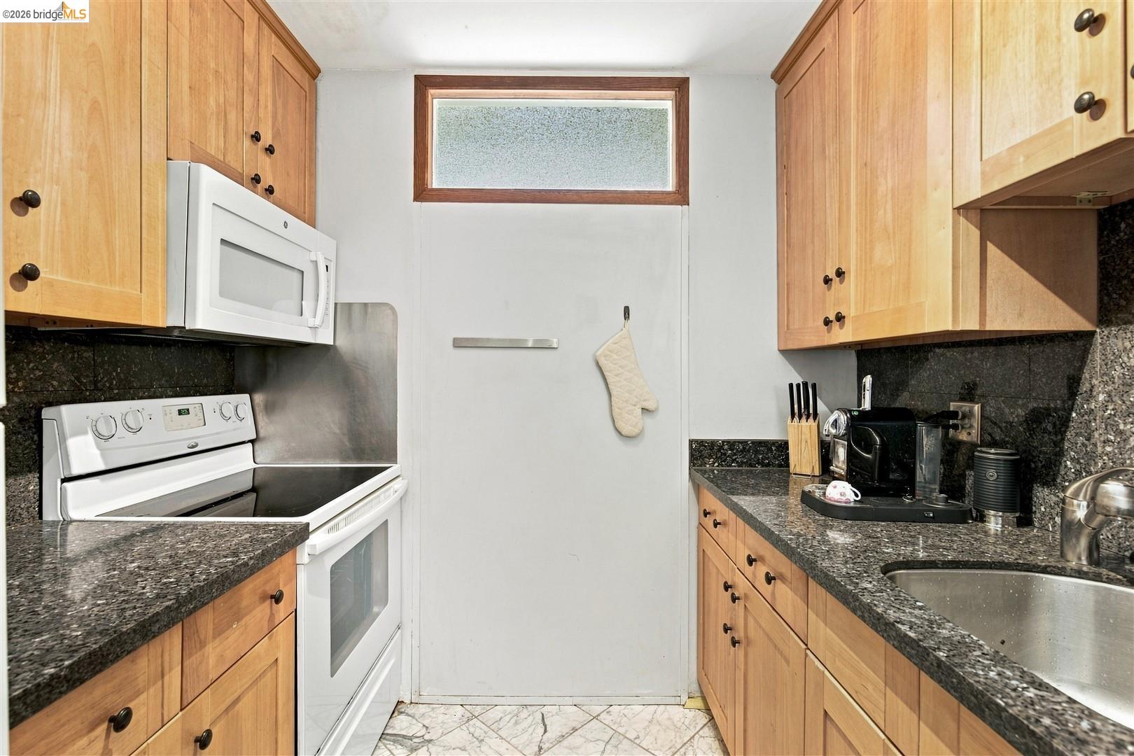 8 Commodore DR # C359, Emeryville CA 94608 — photo 14