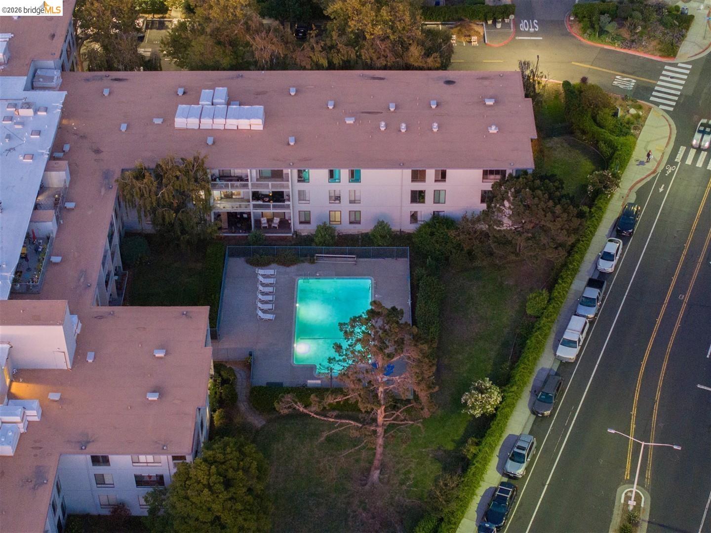 8 Commodore DR # C359, Emeryville CA 94608 — photo 39