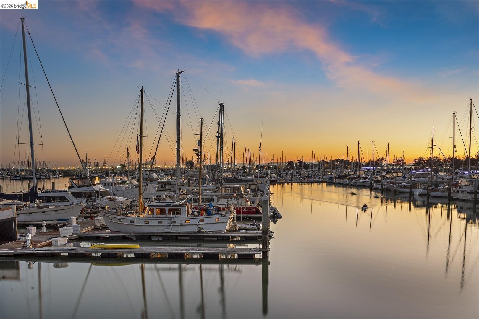 8 Commodore DR # C359, Emeryville CA 94608 — photo 51