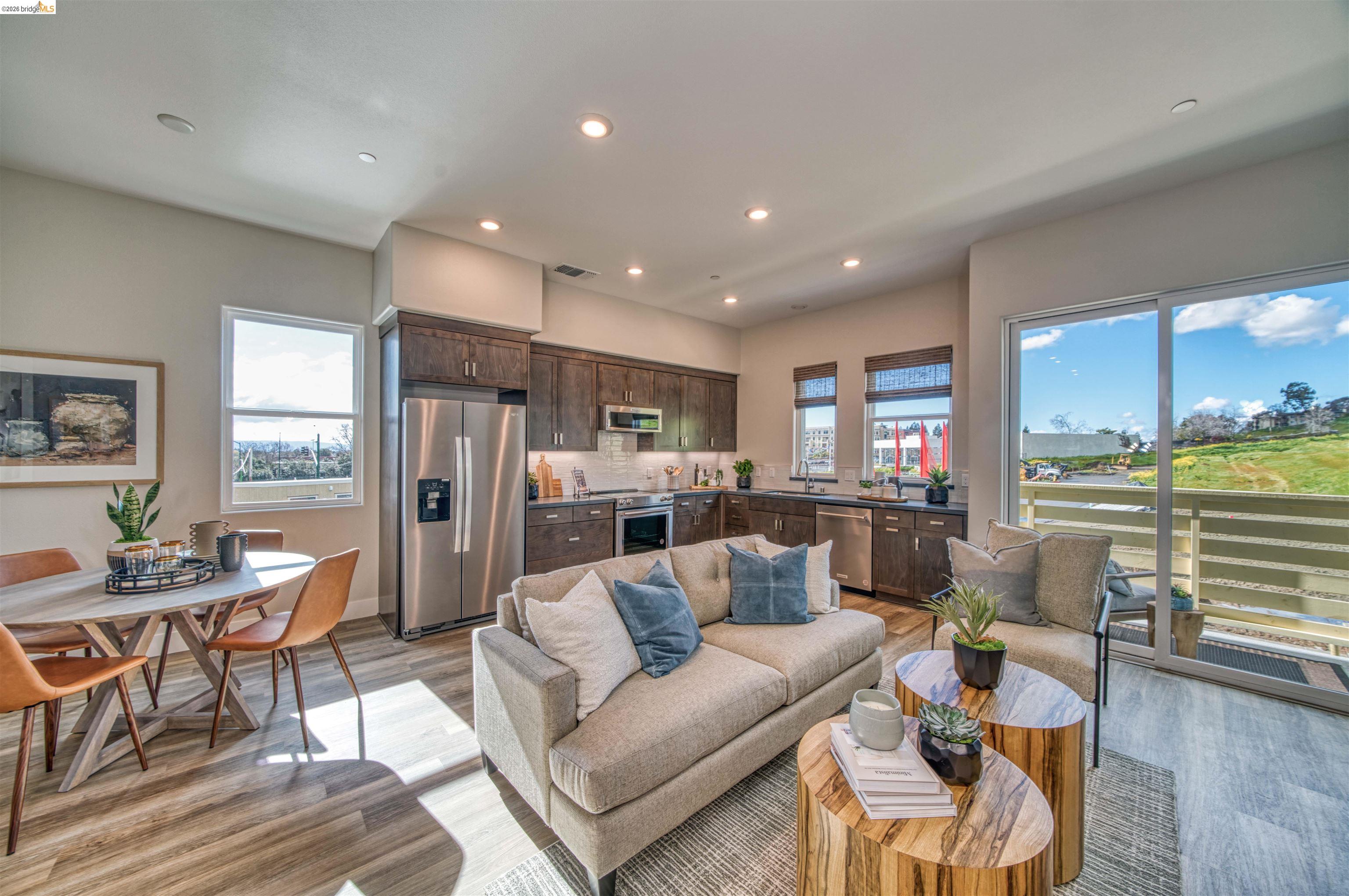 28931 Parkridge Loop # 81, Hayward CA 94544 — photo 3
