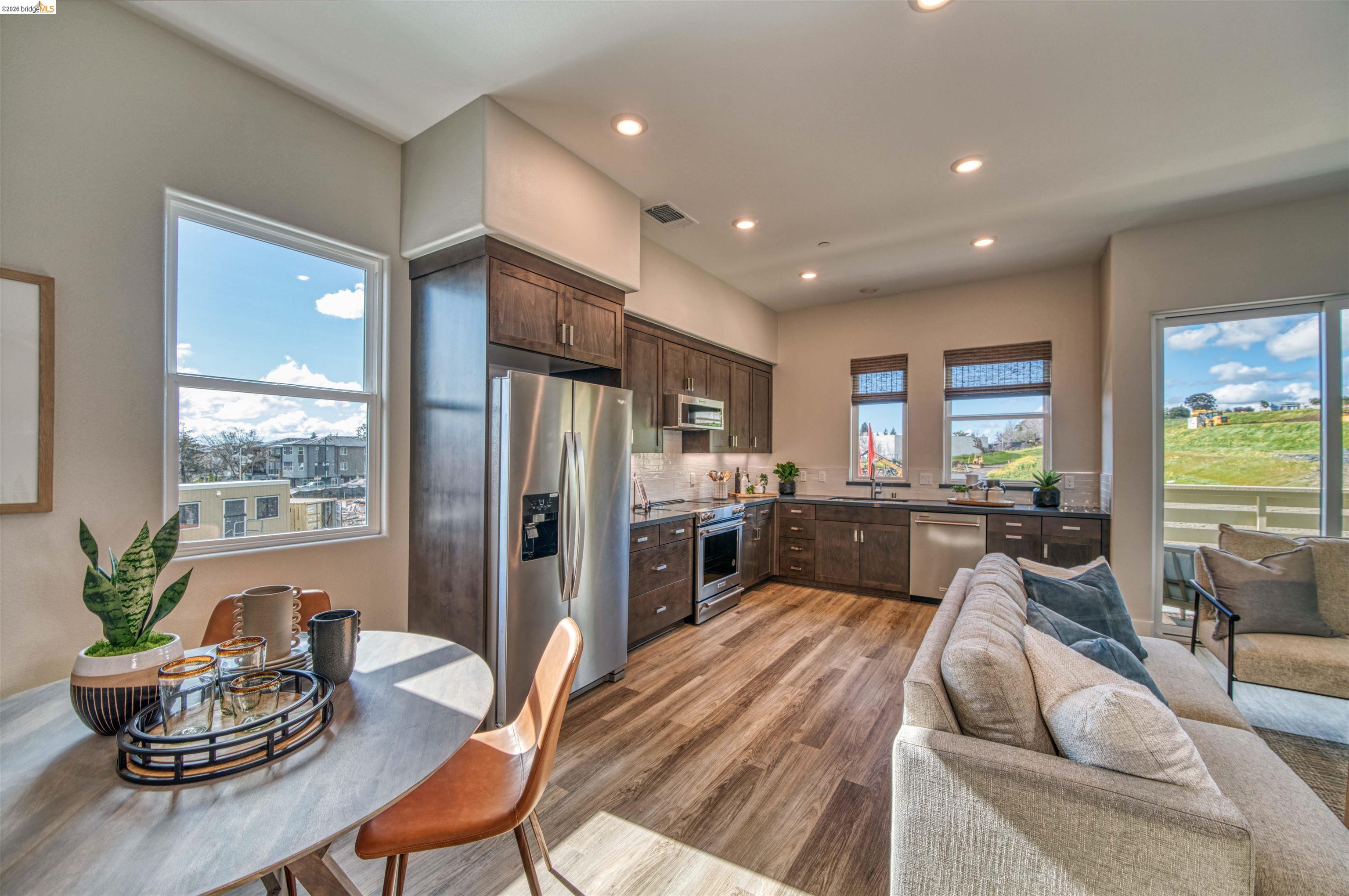 28931 Parkridge Loop # 81, Hayward CA 94544 — photo 4