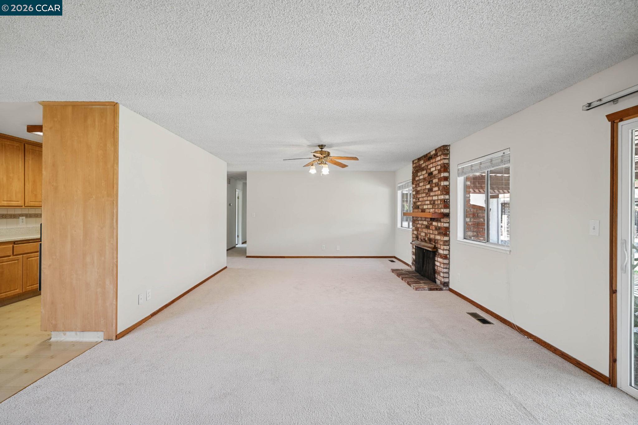 879 Greenway Dr, Martinez CA 94553 — photo 11