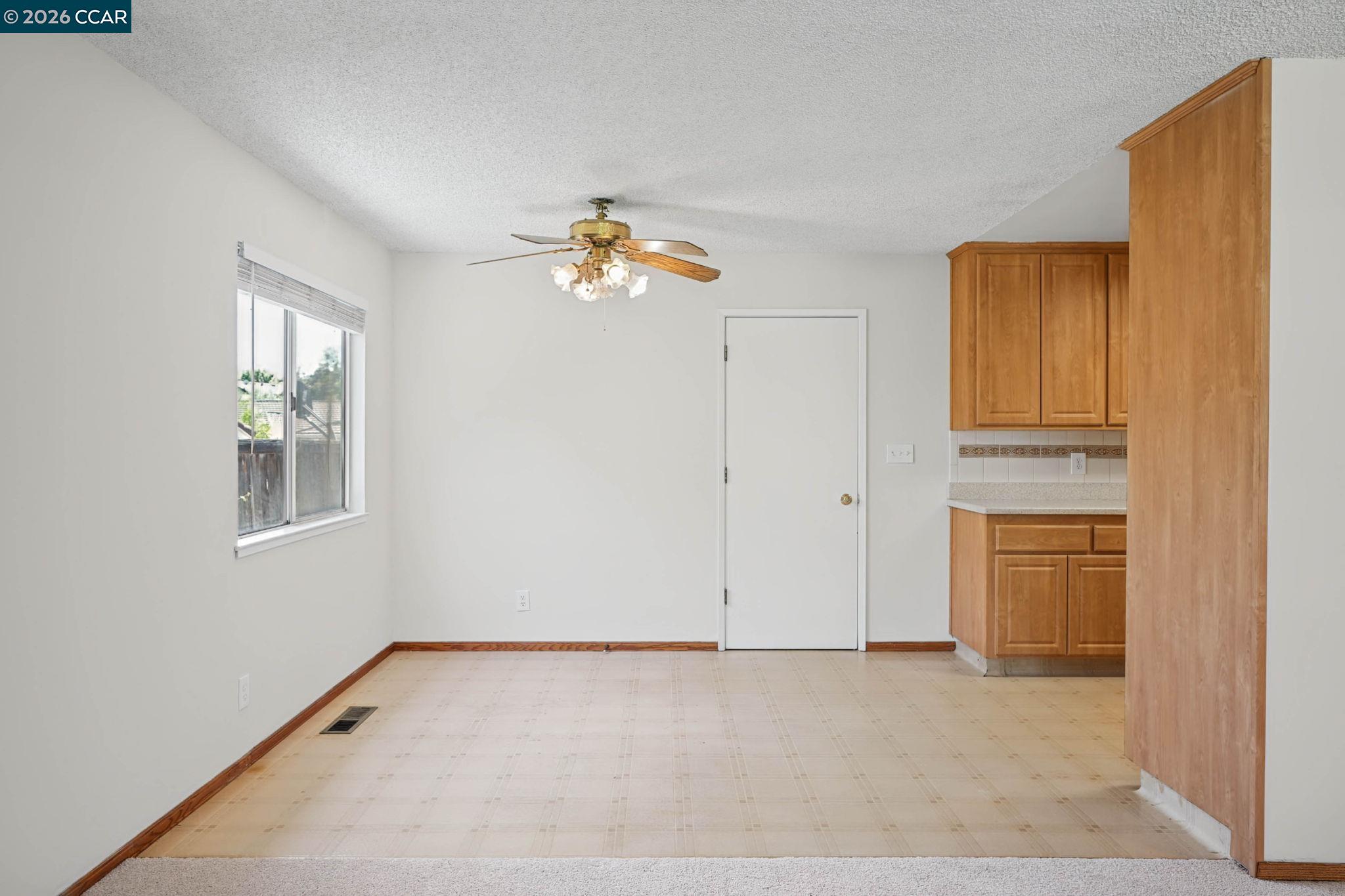 879 Greenway Dr, Martinez CA 94553 — photo 14