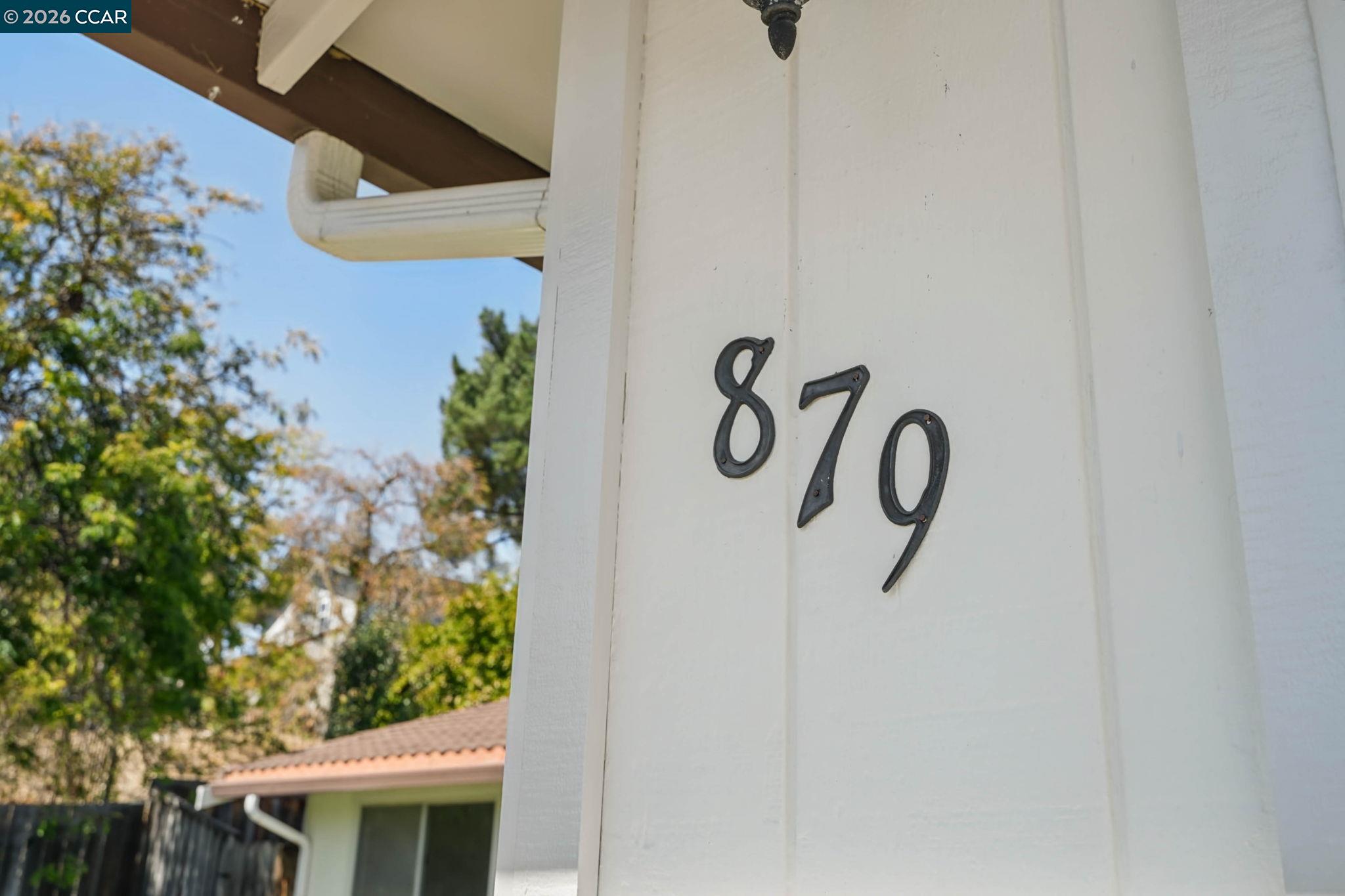 879 Greenway Dr, Martinez CA 94553 — photo 4