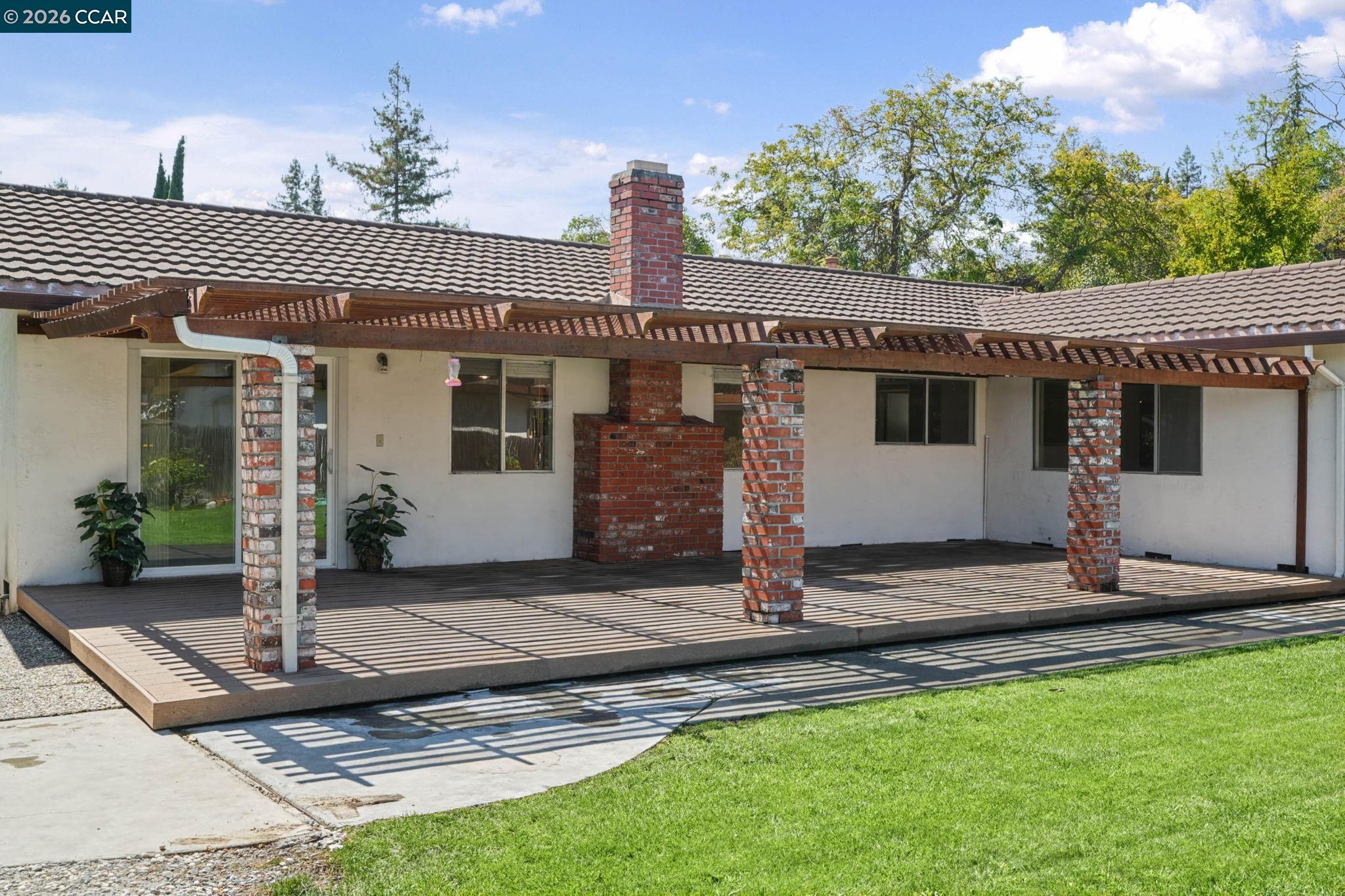 879 Greenway Dr, Martinez CA 94553 — photo 43