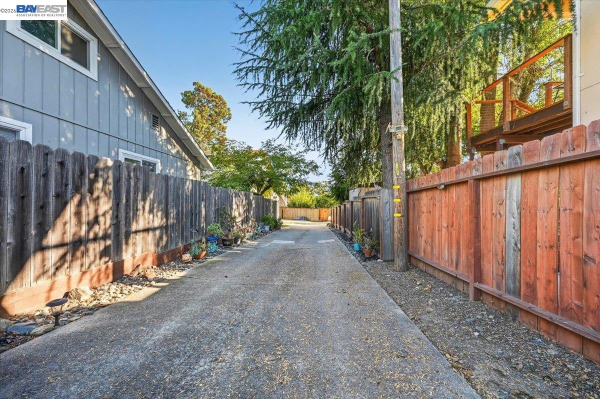 4561 Edwards Ln, Castro Valley, CA 94546 photo 33