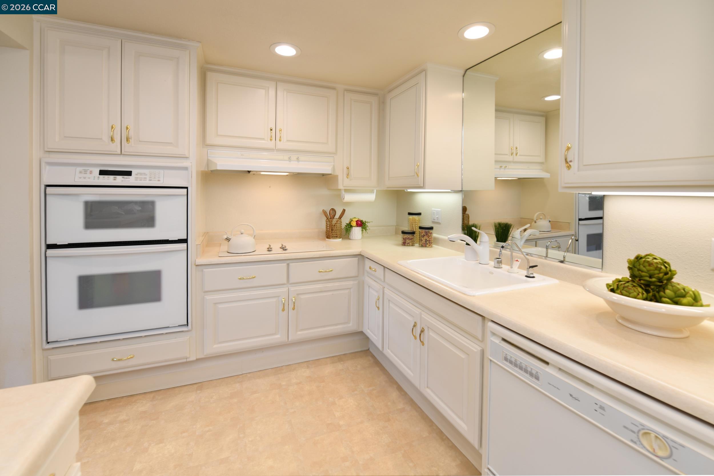 3349 Golden Rain Rd # 15, Walnut Creek CA 94595 — photo 6