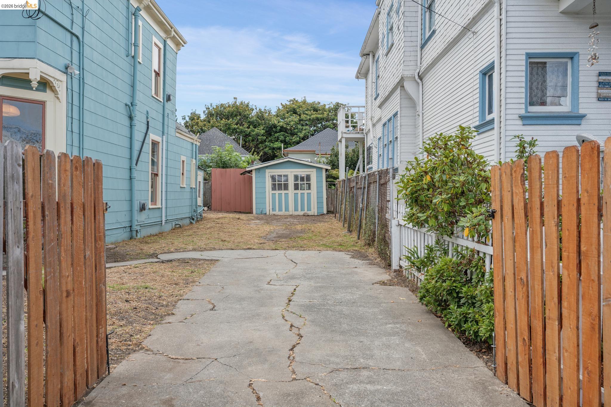 1025 55Th St, Oakland CA 94608 — photo 39