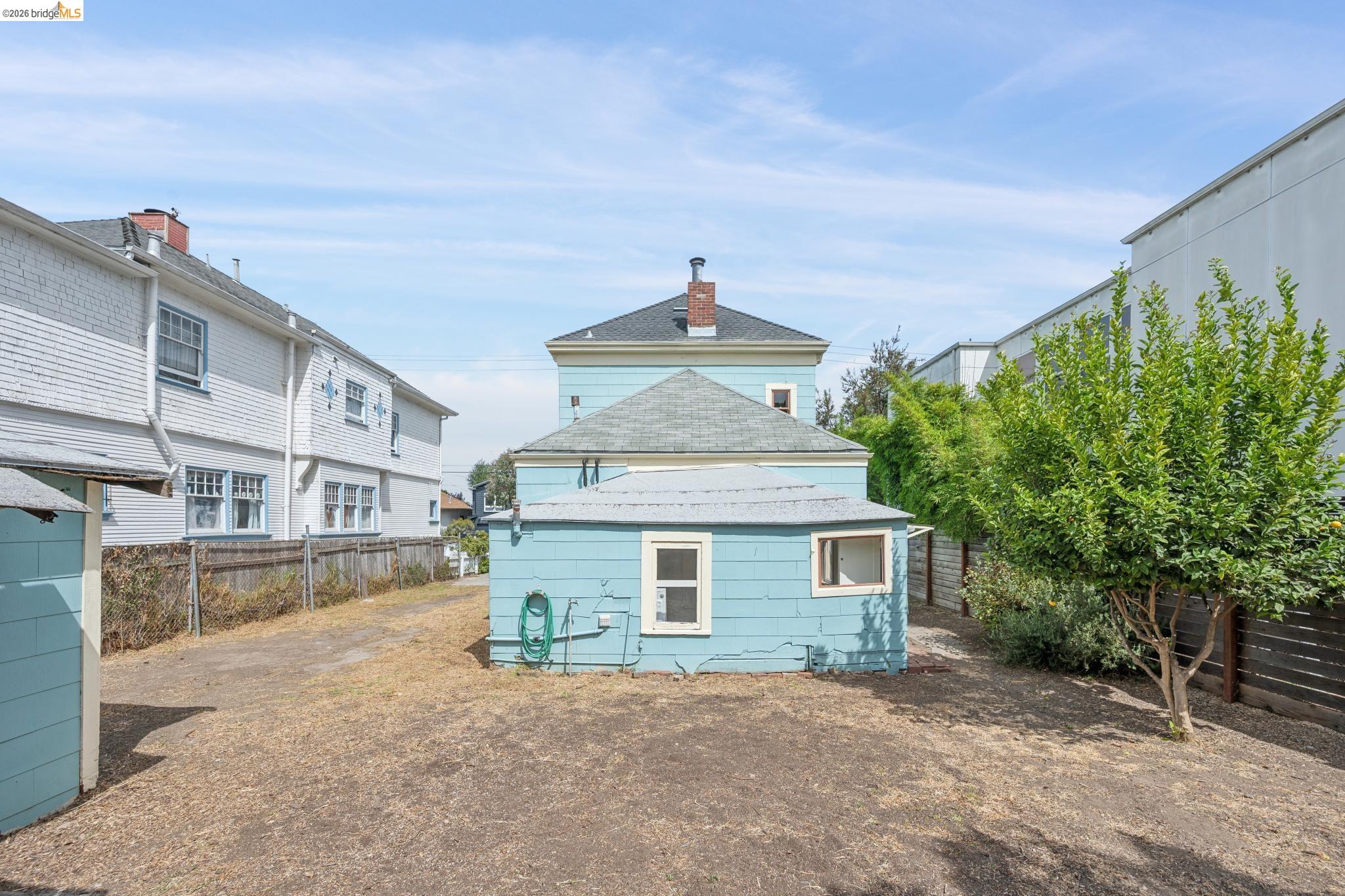 1025 55Th St, Oakland CA 94608 — photo 49