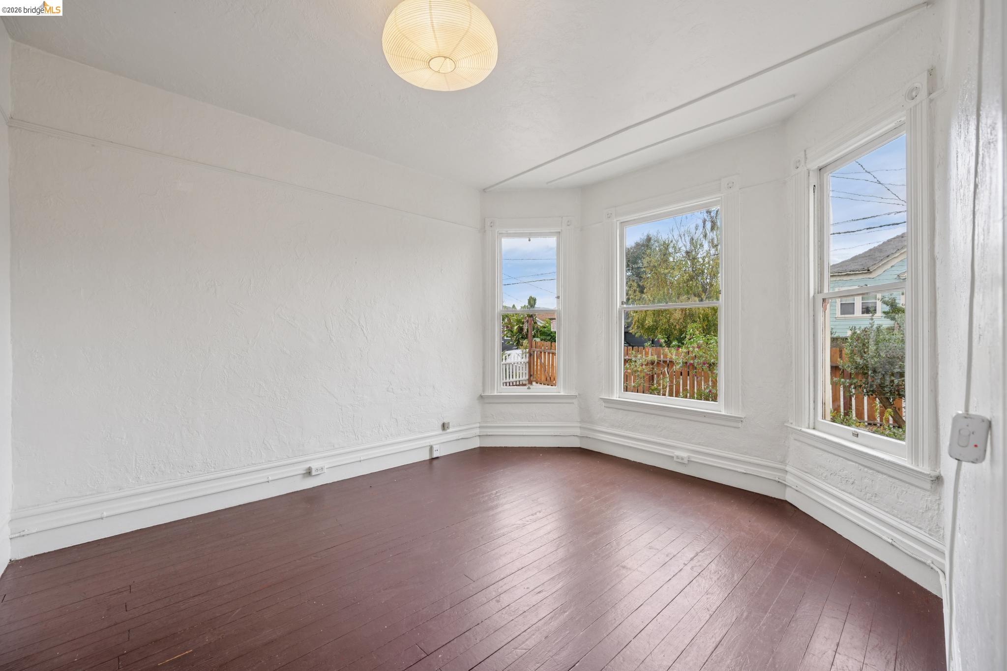 1025 55Th St, Oakland CA 94608 — photo 9
