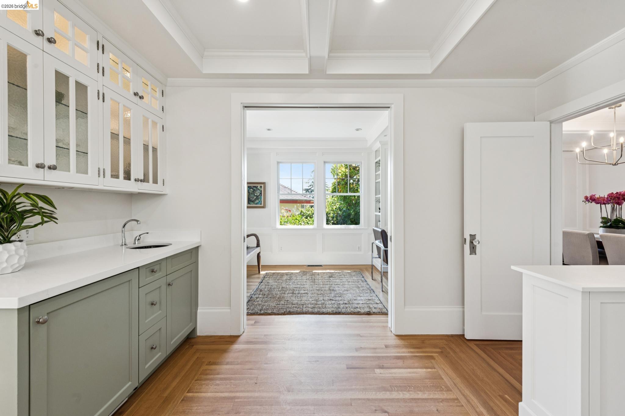 6115 Ocean View Dr, Oakland CA 94618 — photo 24
