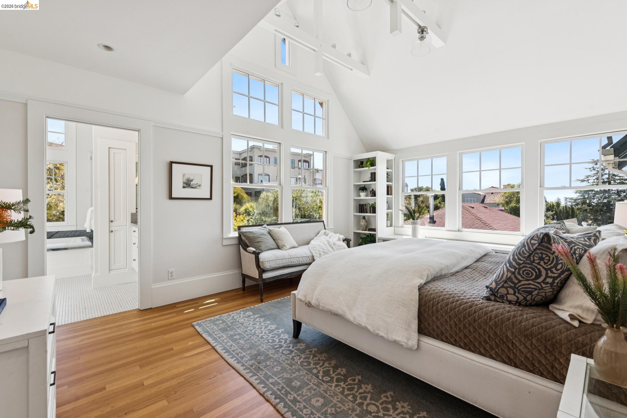 6115 Ocean View Dr, Oakland CA 94618 — photo 26