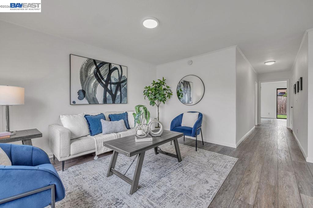 172 Hunter Ave, Oakland CA 94603 — photo 2