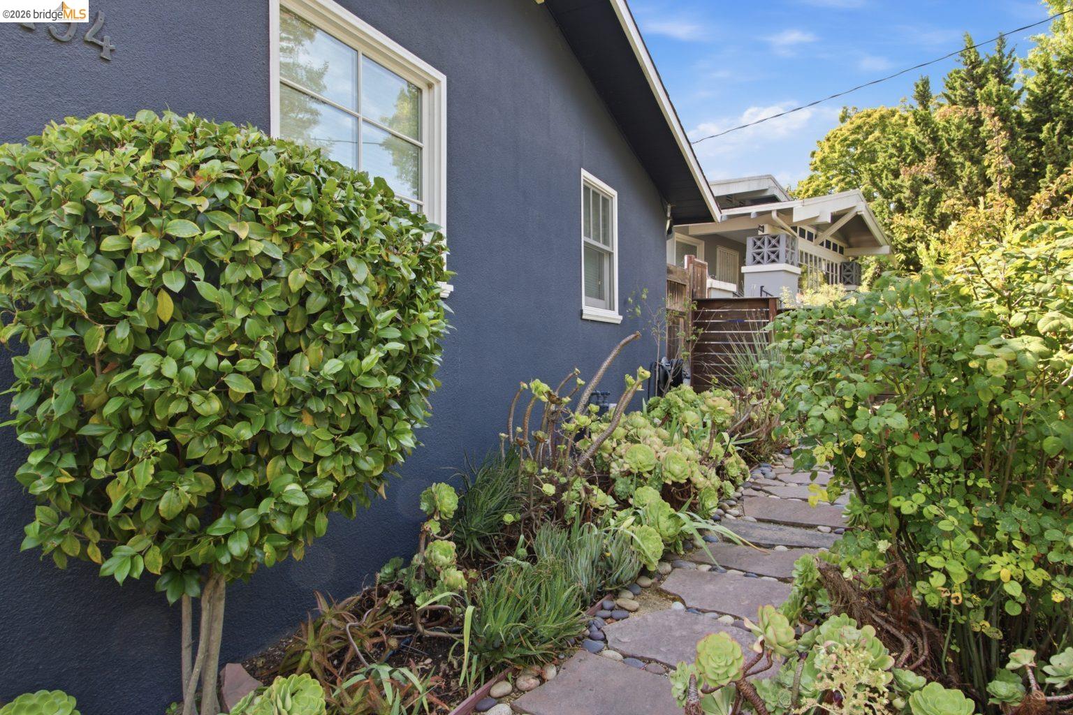 494 Jean St, Oakland CA 94610 — photo 43
