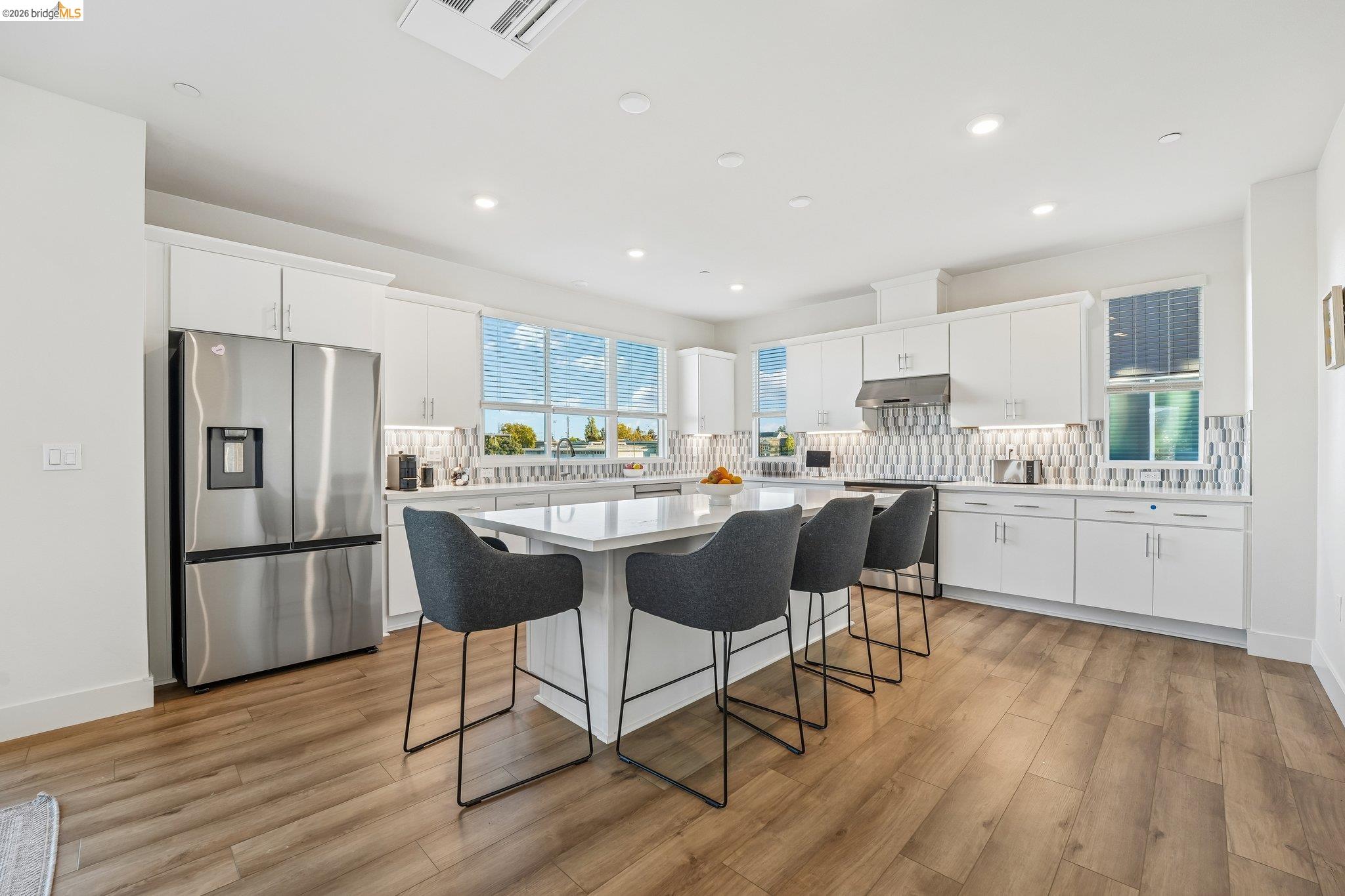 2388 Stanford St, Alameda CA 94501 — photo 14