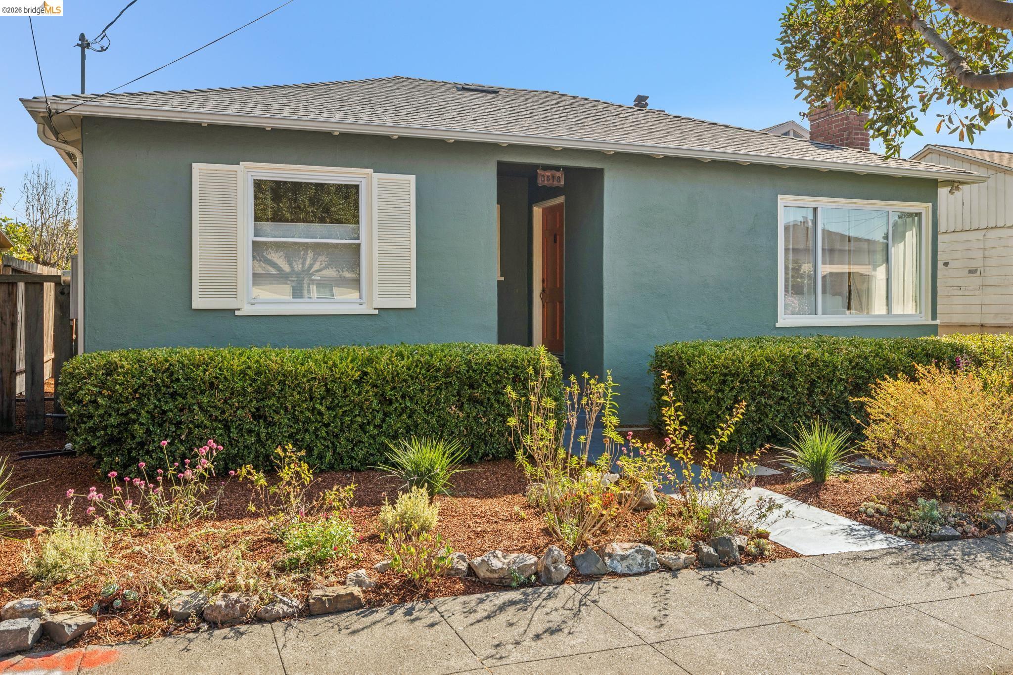 Front Image Thumbnail for EB41147561