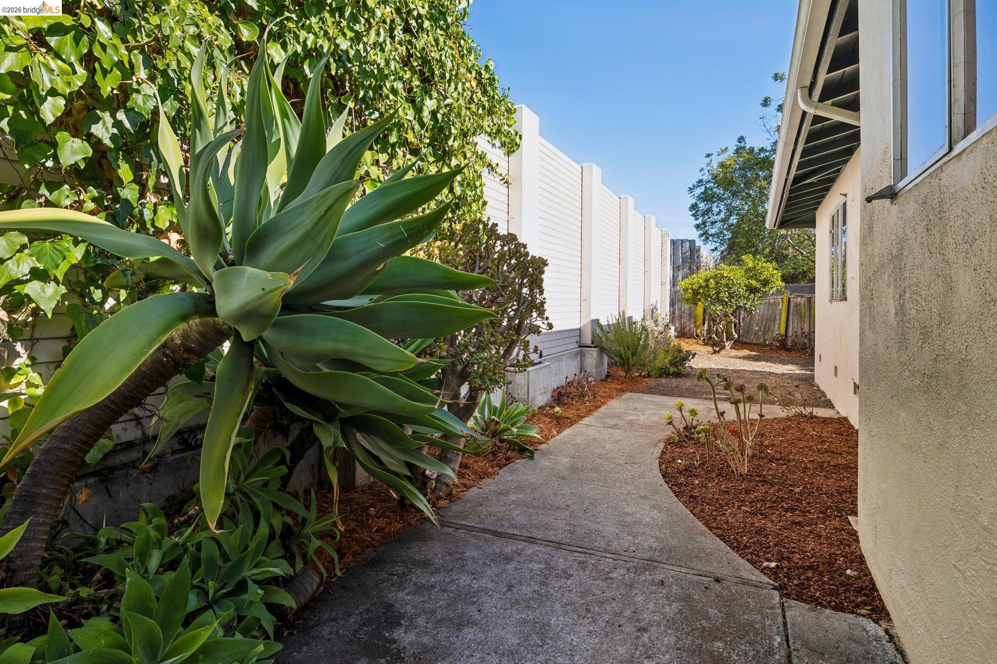 1122 Norvell Ct, El Cerrito CA 94530 — photo 44