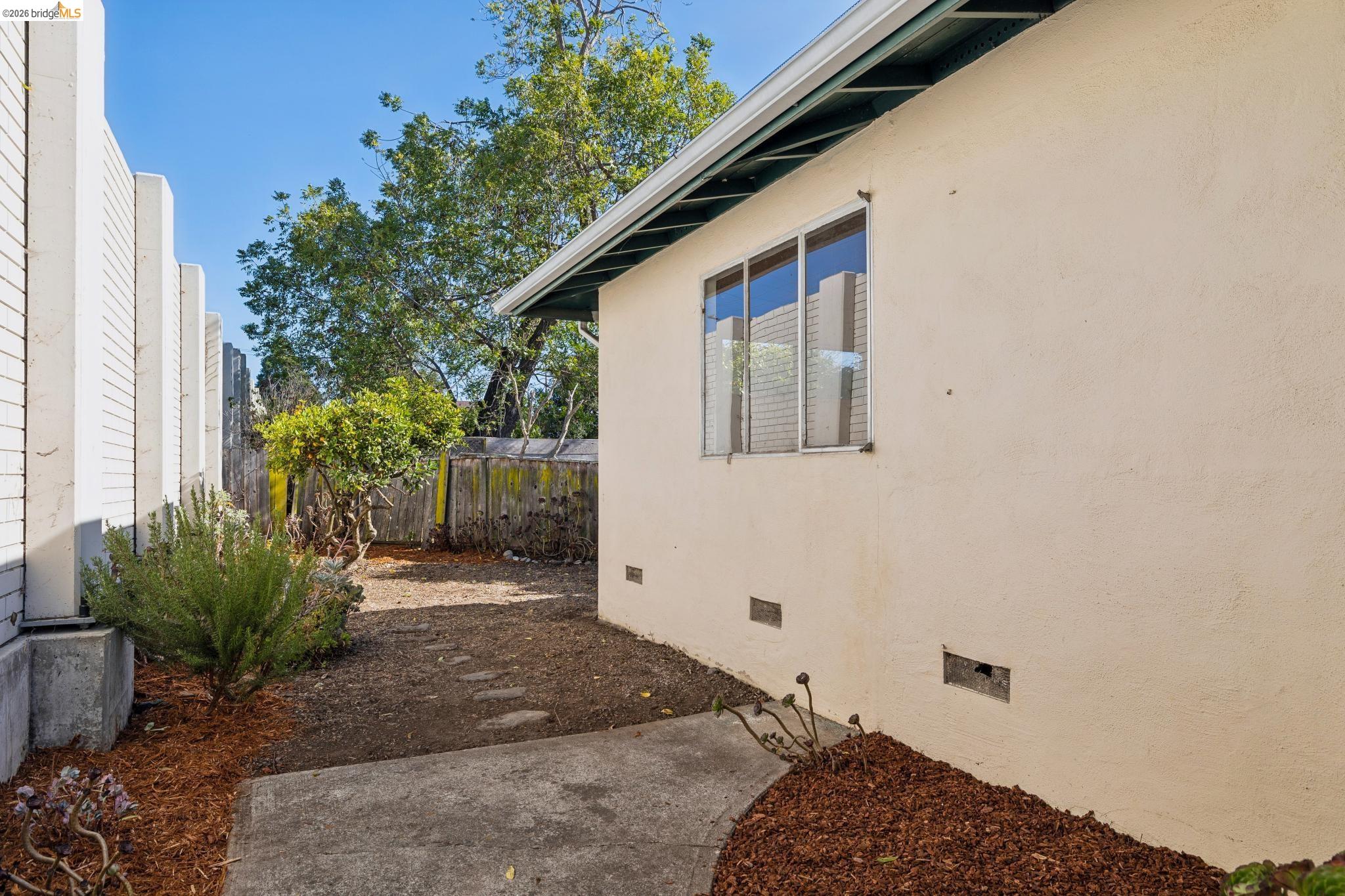 1122 Norvell Ct, El Cerrito CA 94530 — photo 47