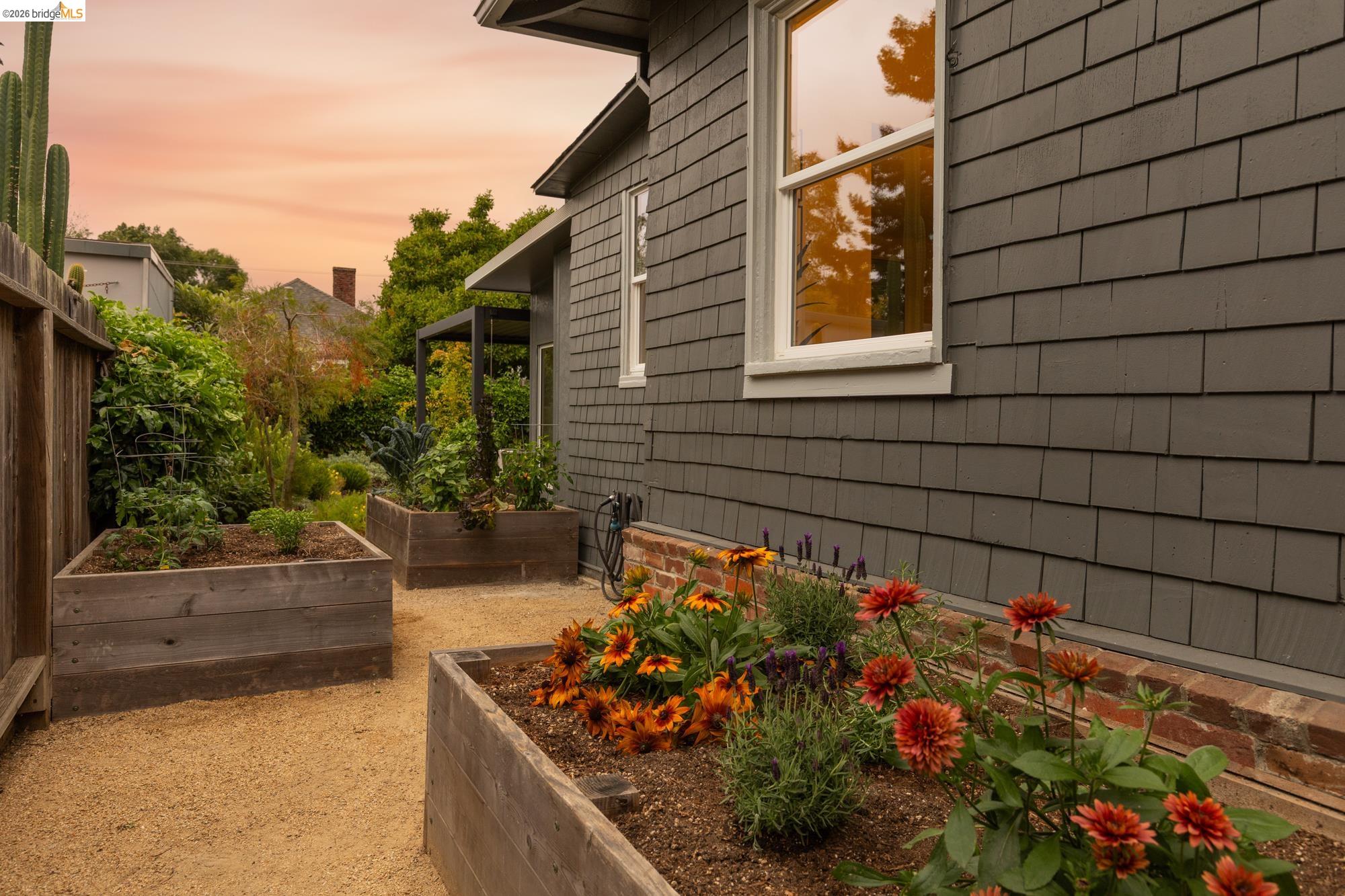 452 44Th St, Oakland CA 94609 — photo 79