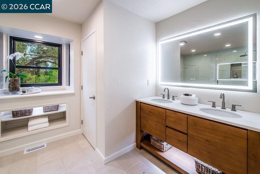 9 Valley Court, Orinda CA 94563 — photo 44