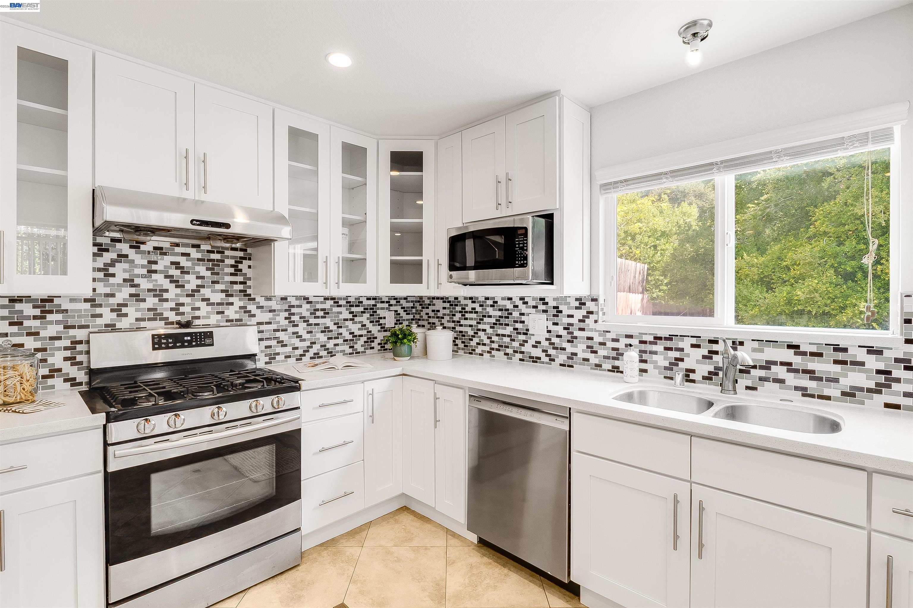 4087 Mozart Dr, Richmond CA 94803 — photo 9