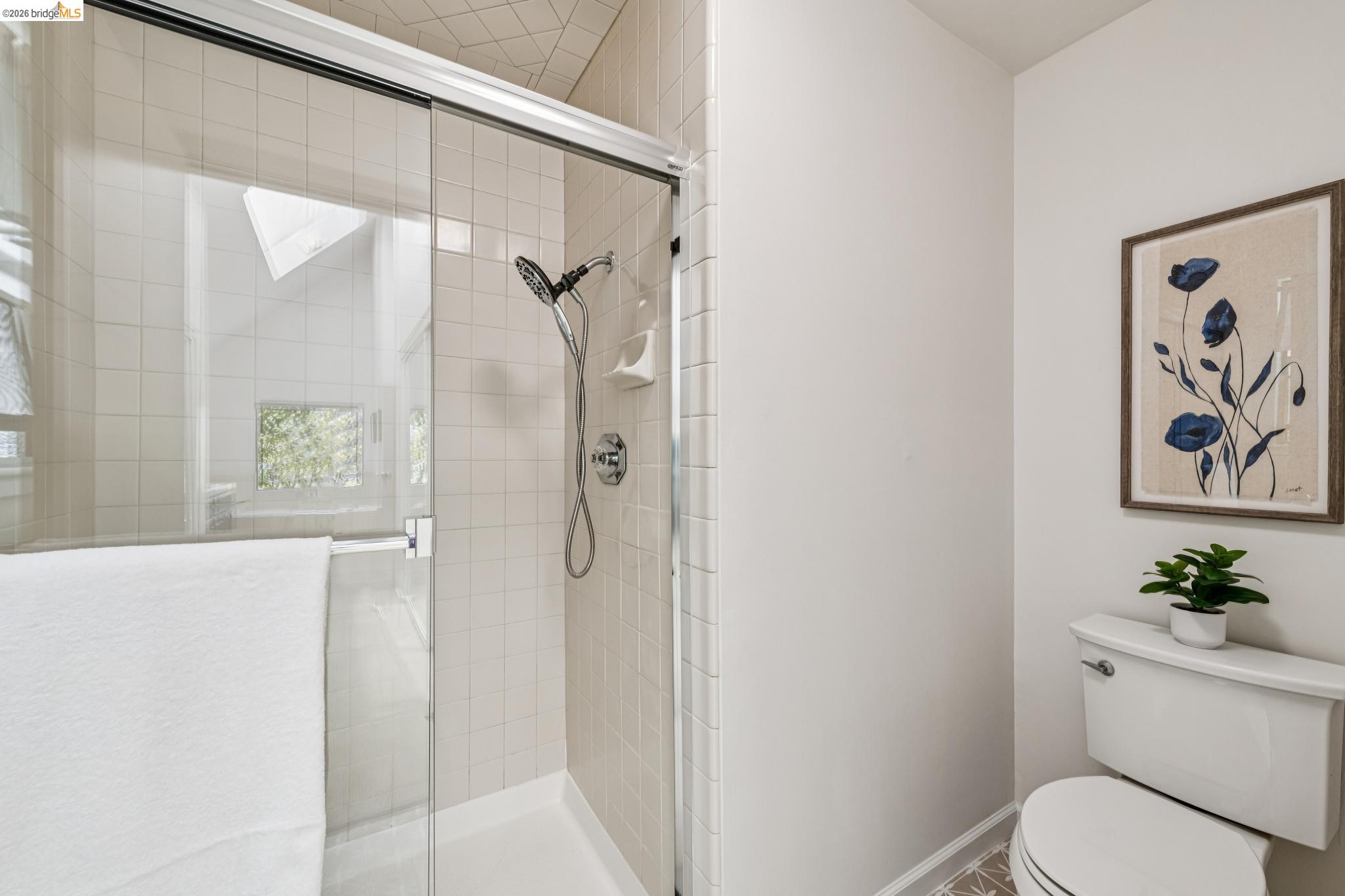 3300 Southridge Dr, Richmond CA 94806 — photo 27