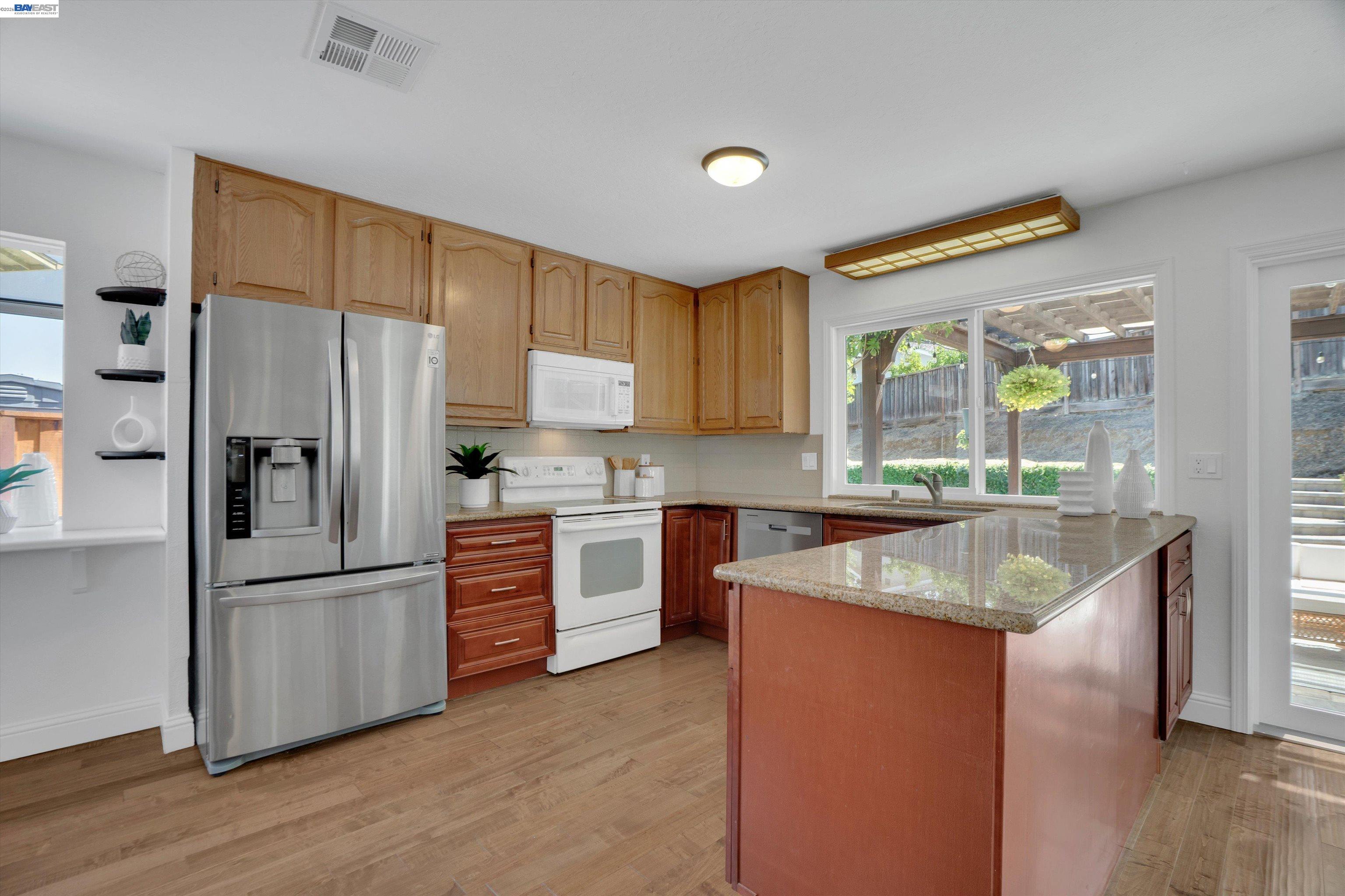 1460 Calais Ct, Livermore CA 94550 — photo 11
