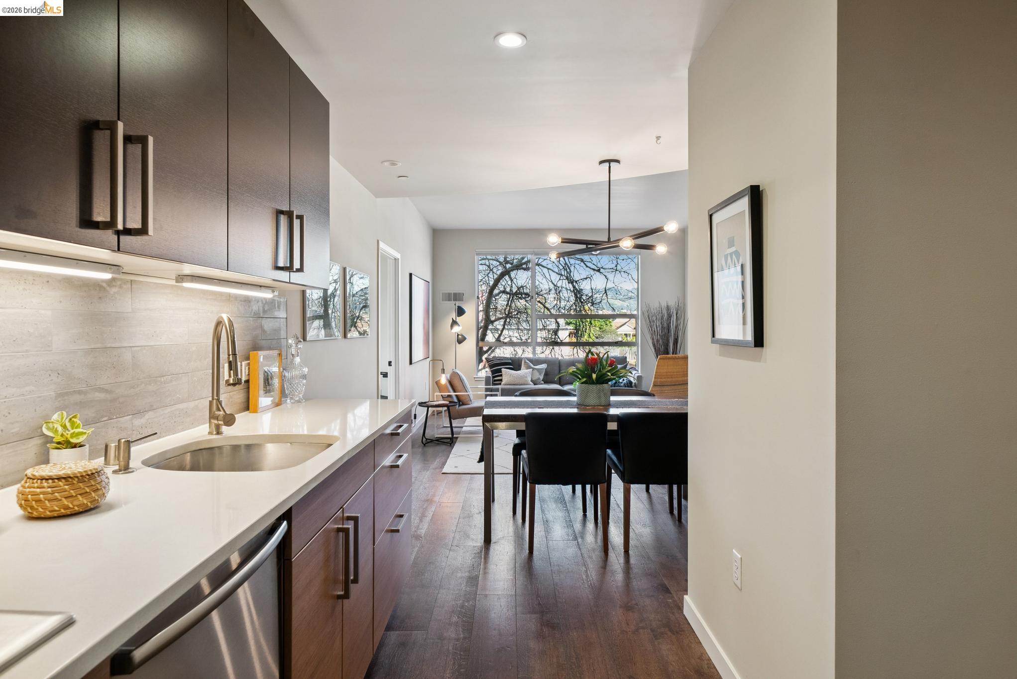 6465 San Pablo Ave # 203, Oakland CA 94608 — photo 23