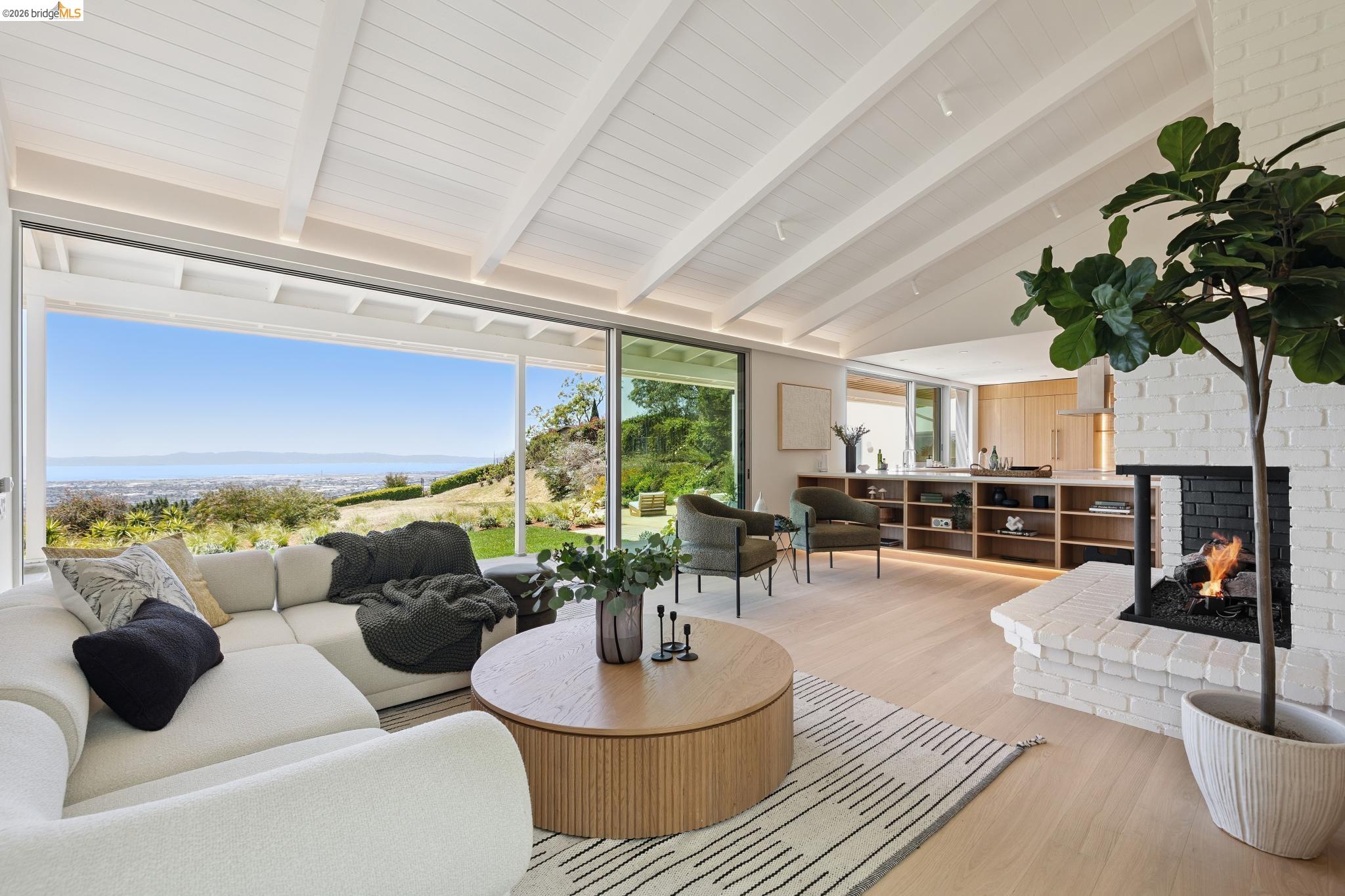 14001 Skyline Blvd, Oakland CA 94619 — photo 14