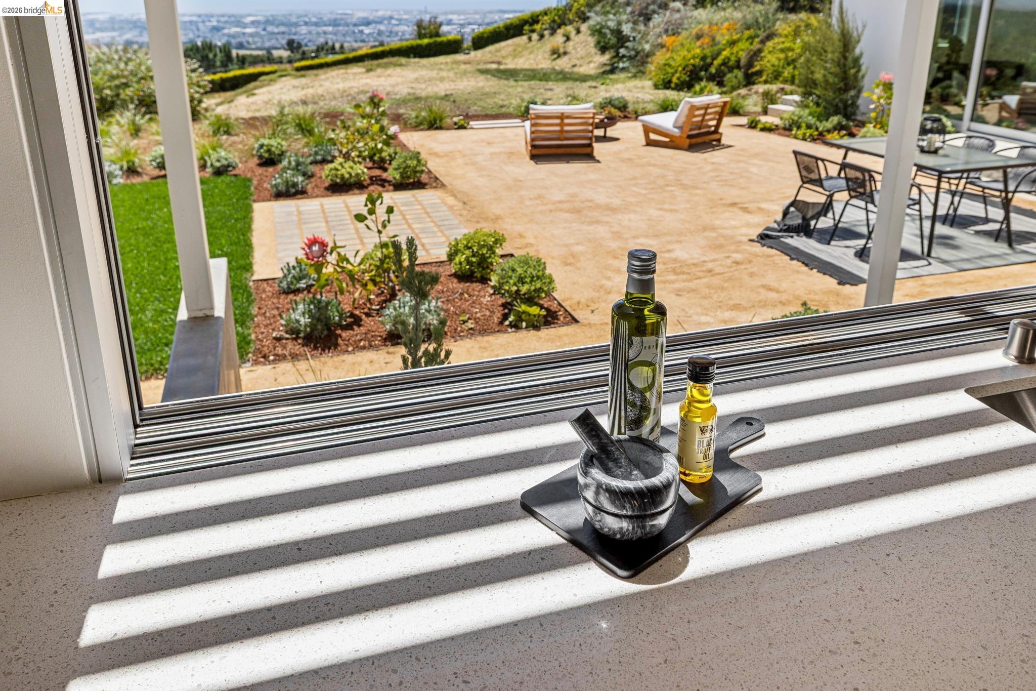 14001 Skyline Blvd, Oakland CA 94619 — photo 30