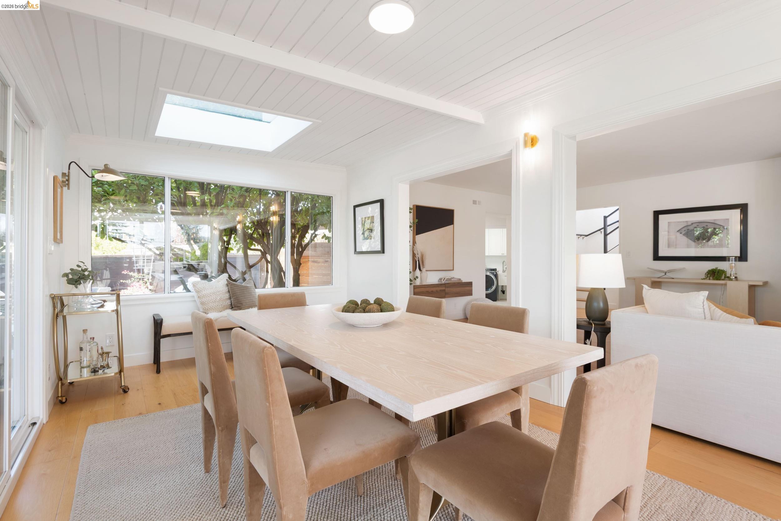 5800 Saint Paul Ct, Oakland CA 94618 — photo 17