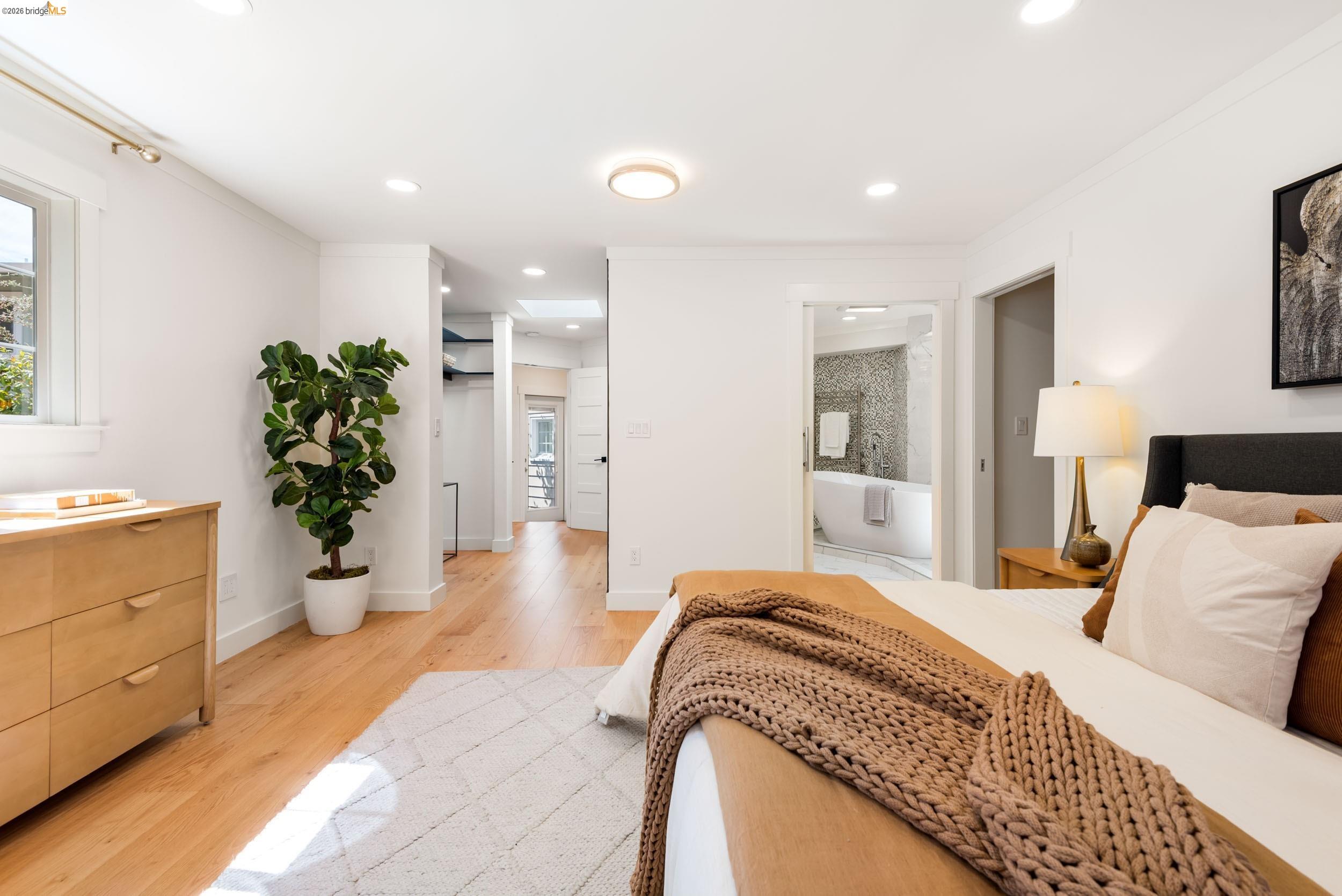 5800 Saint Paul Ct, Oakland CA 94618 — photo 37