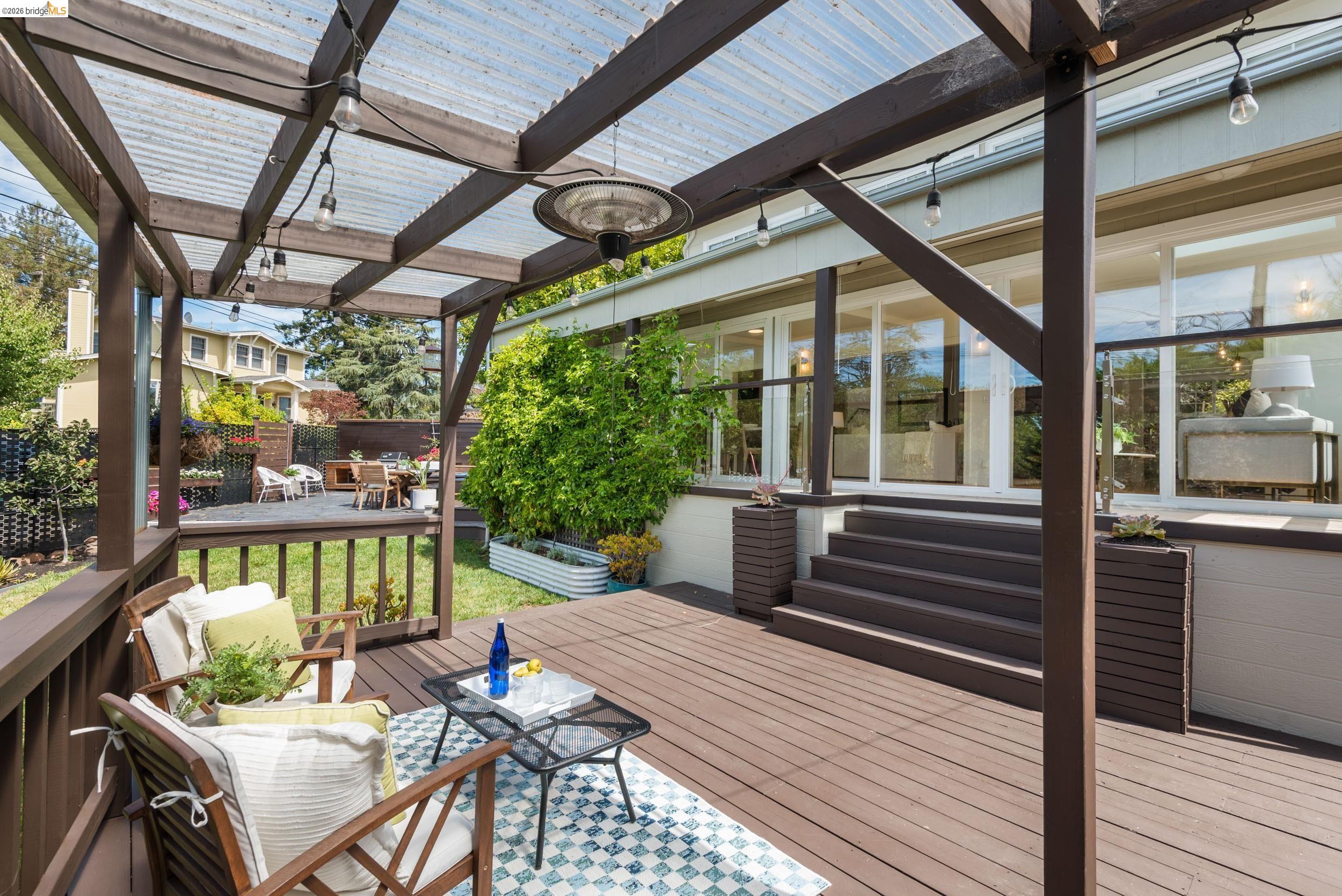 5800 Saint Paul Ct, Oakland CA 94618 — photo 56