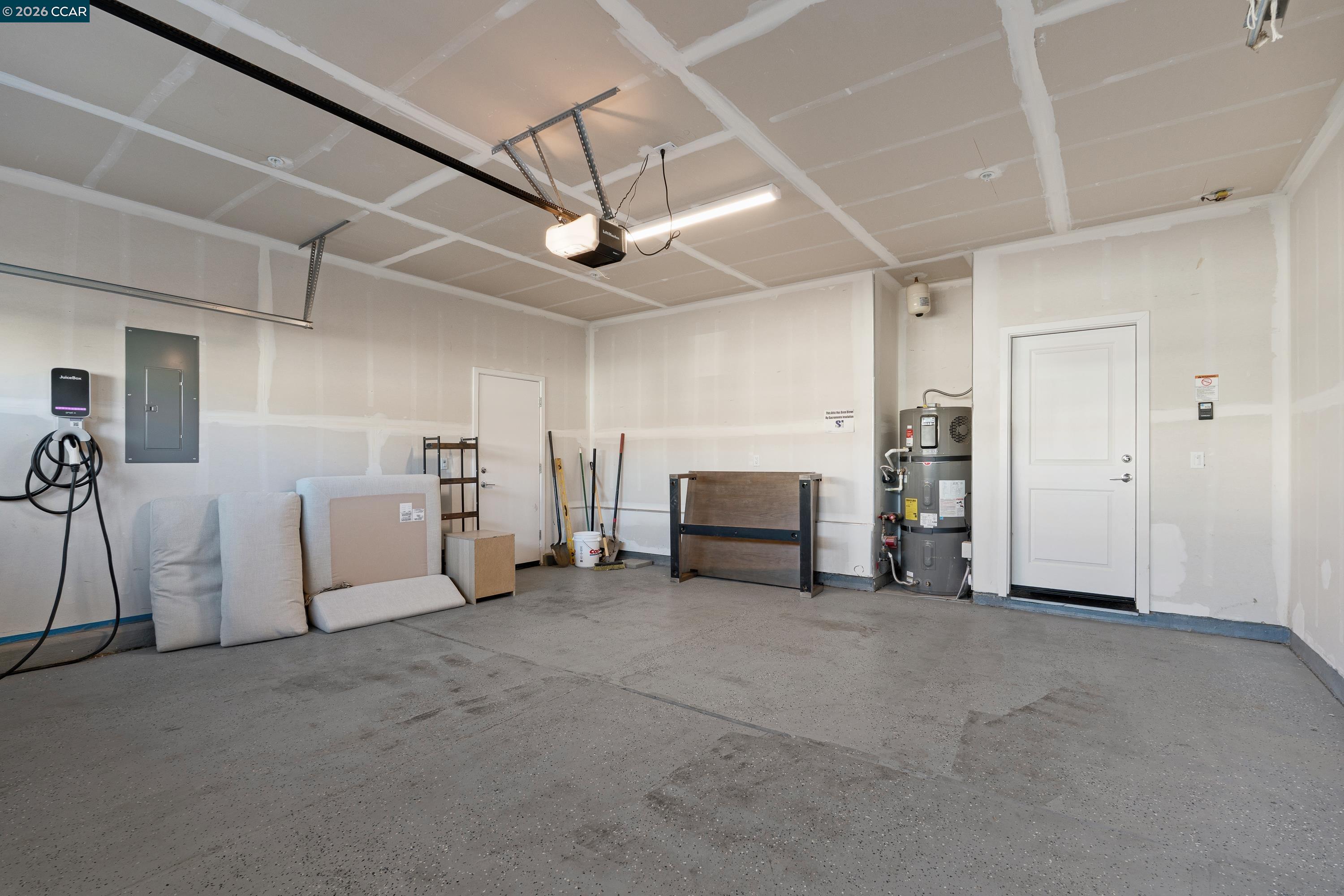 8300 Kevin Whiteley Dr, Elk Grove CA 95757 — photo 24