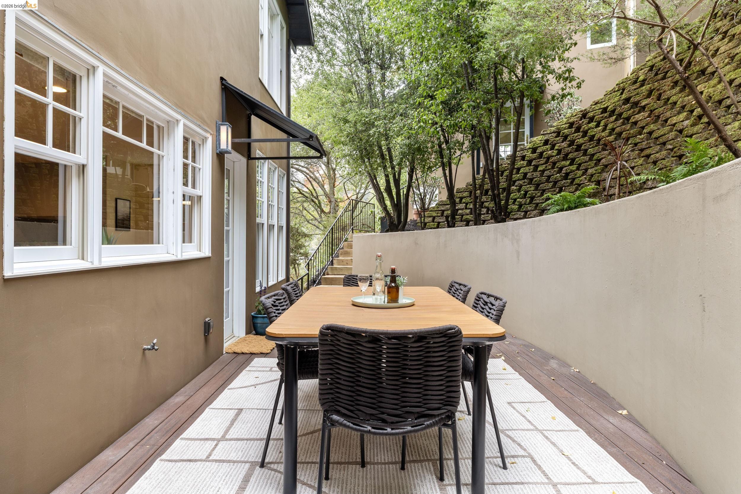 695 Florence, Oakland CA 94618 — photo 53