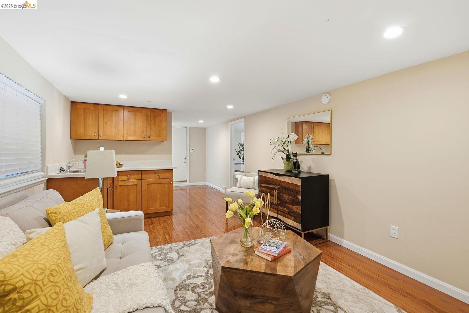 560 45th ST, Oakland CA 94609 — photo 12